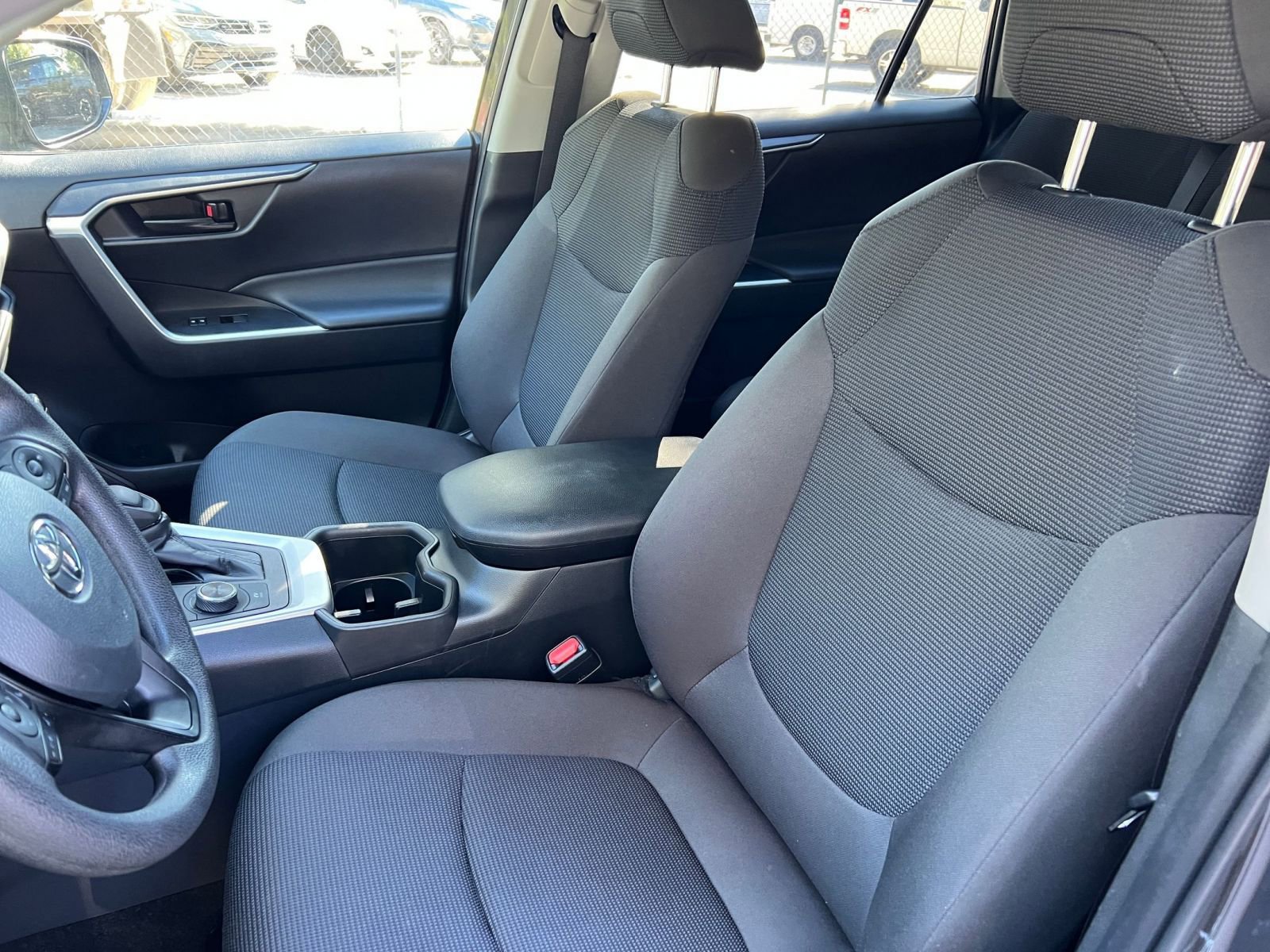 Thumbnail: 2025 Toyota RAV4 - 30