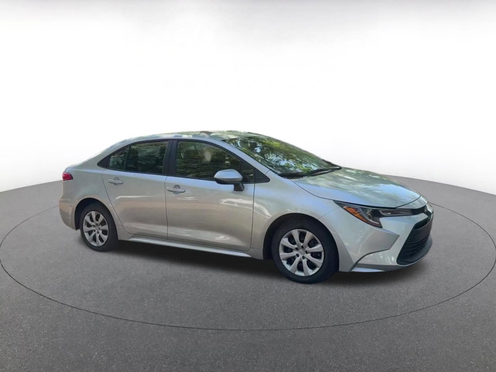 Thumbnail: 2025 Toyota Corolla - 2