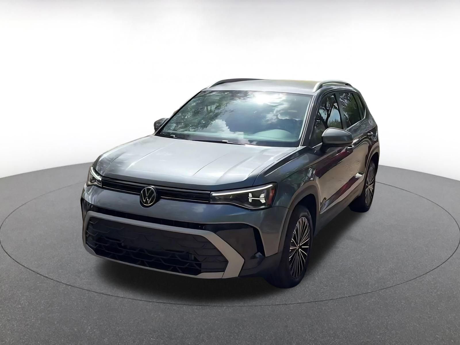 Thumbnail: 2025 Volkswagen Taos - 7