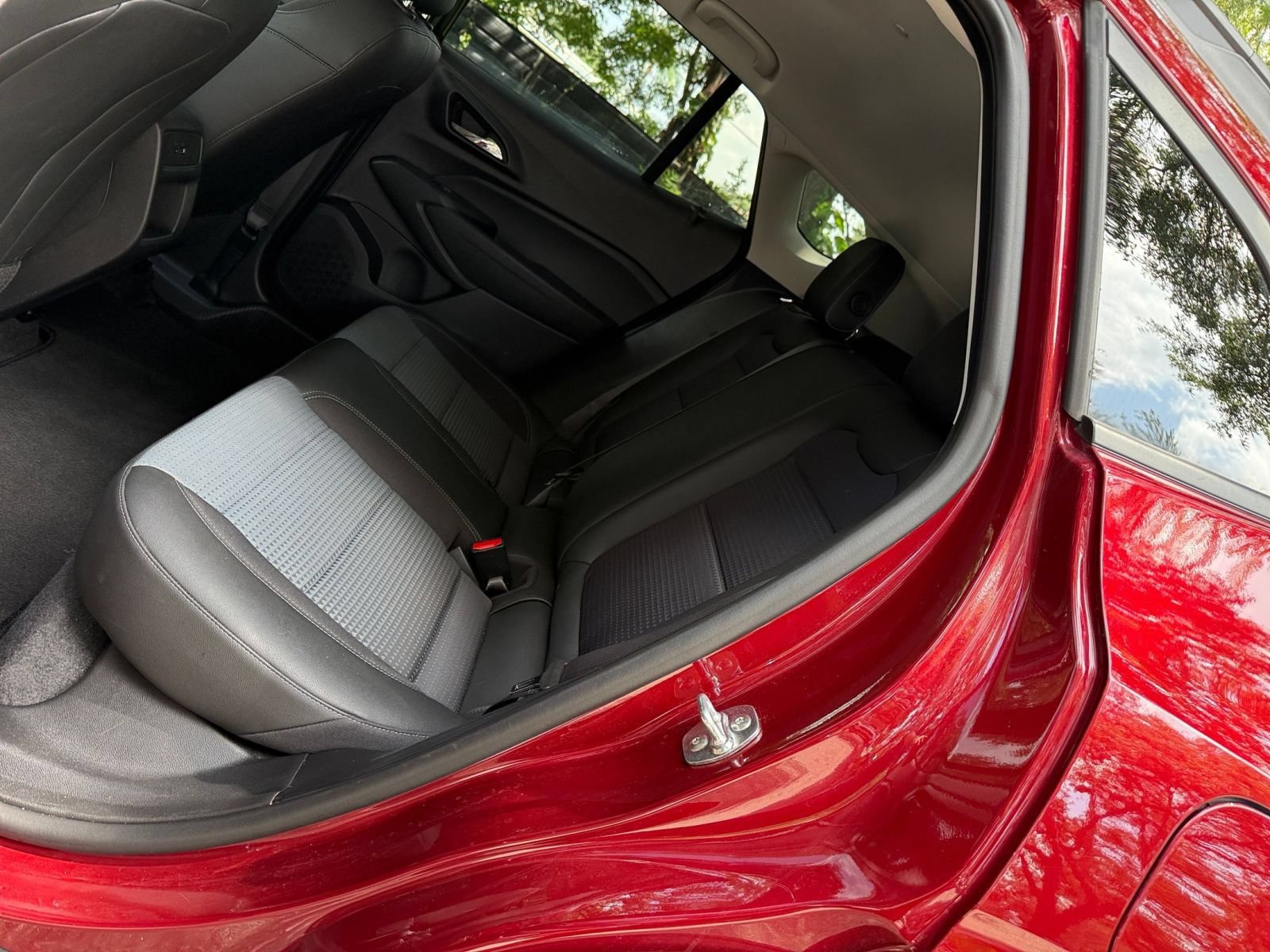 Thumbnail: 2025 Chevrolet Trax - 19