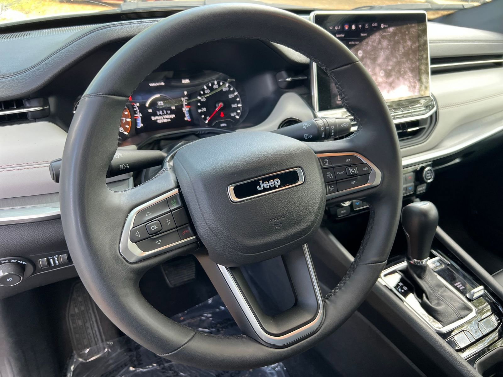 Thumbnail: 2025 Jeep Compass - 29