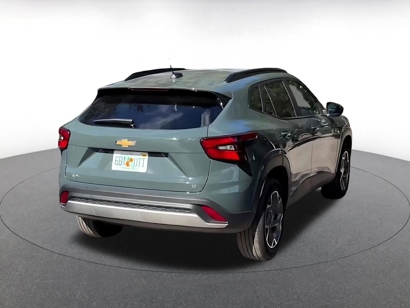 Thumbnail: 2025 Chevrolet Trax - 14