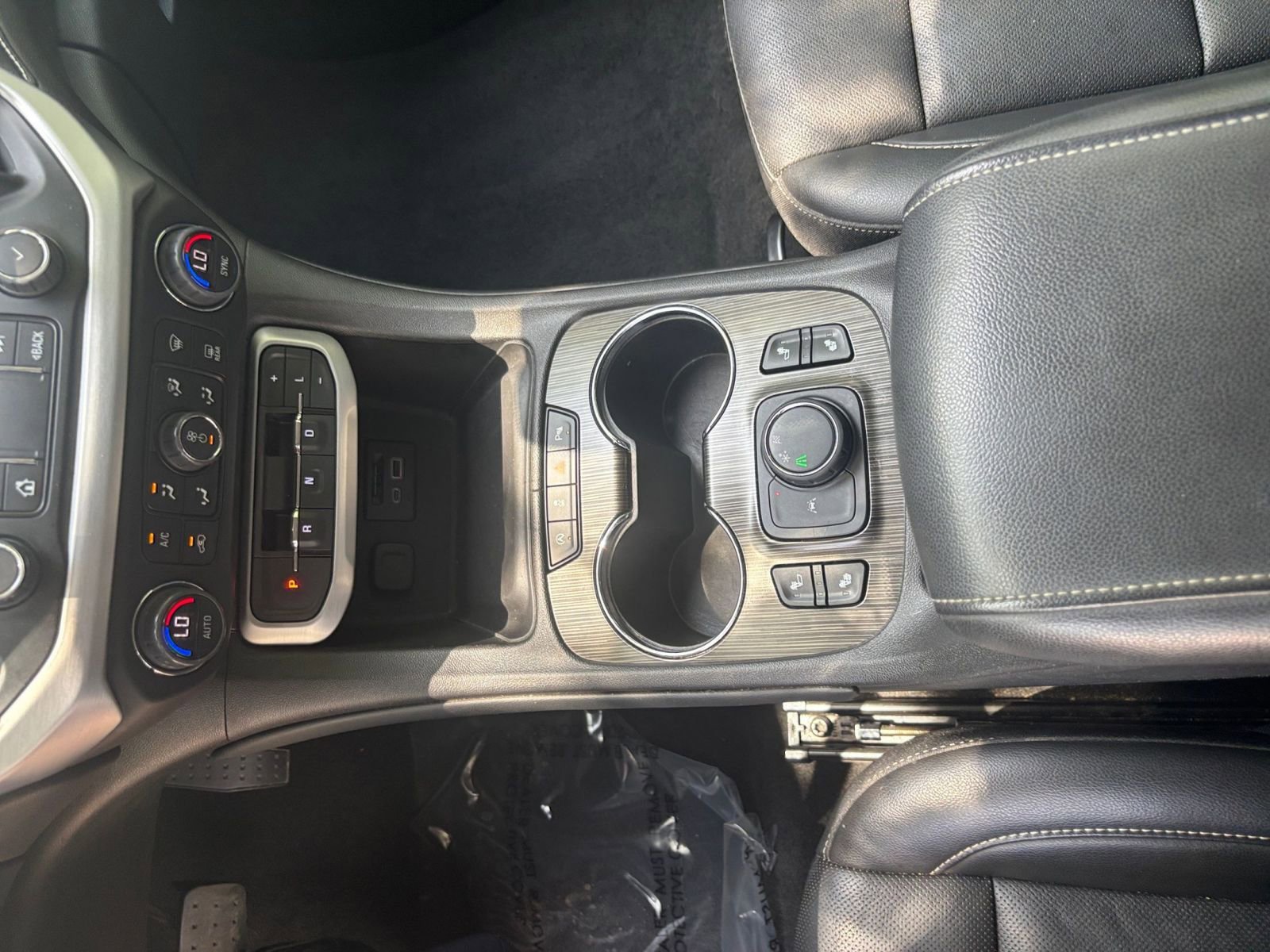 Thumbnail: 2023 GMC Acadia - 35