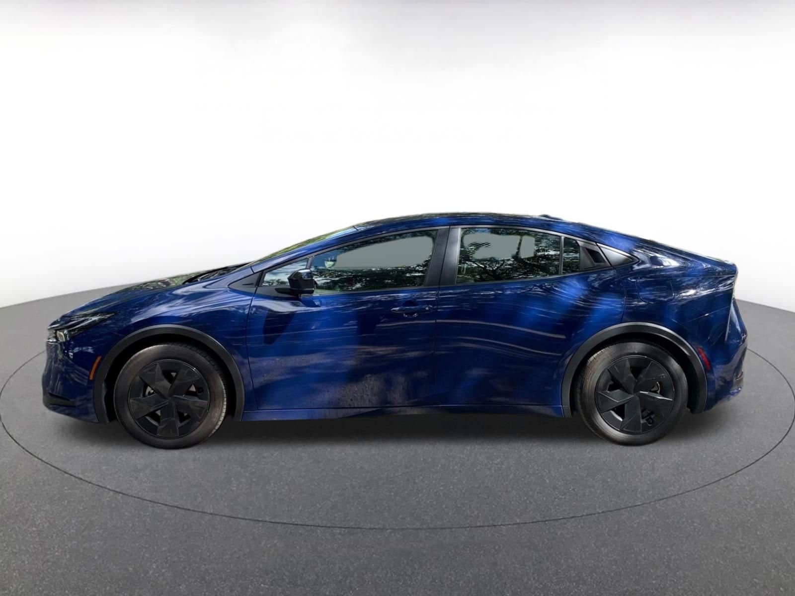 Thumbnail: 2025 Toyota Prius - 4