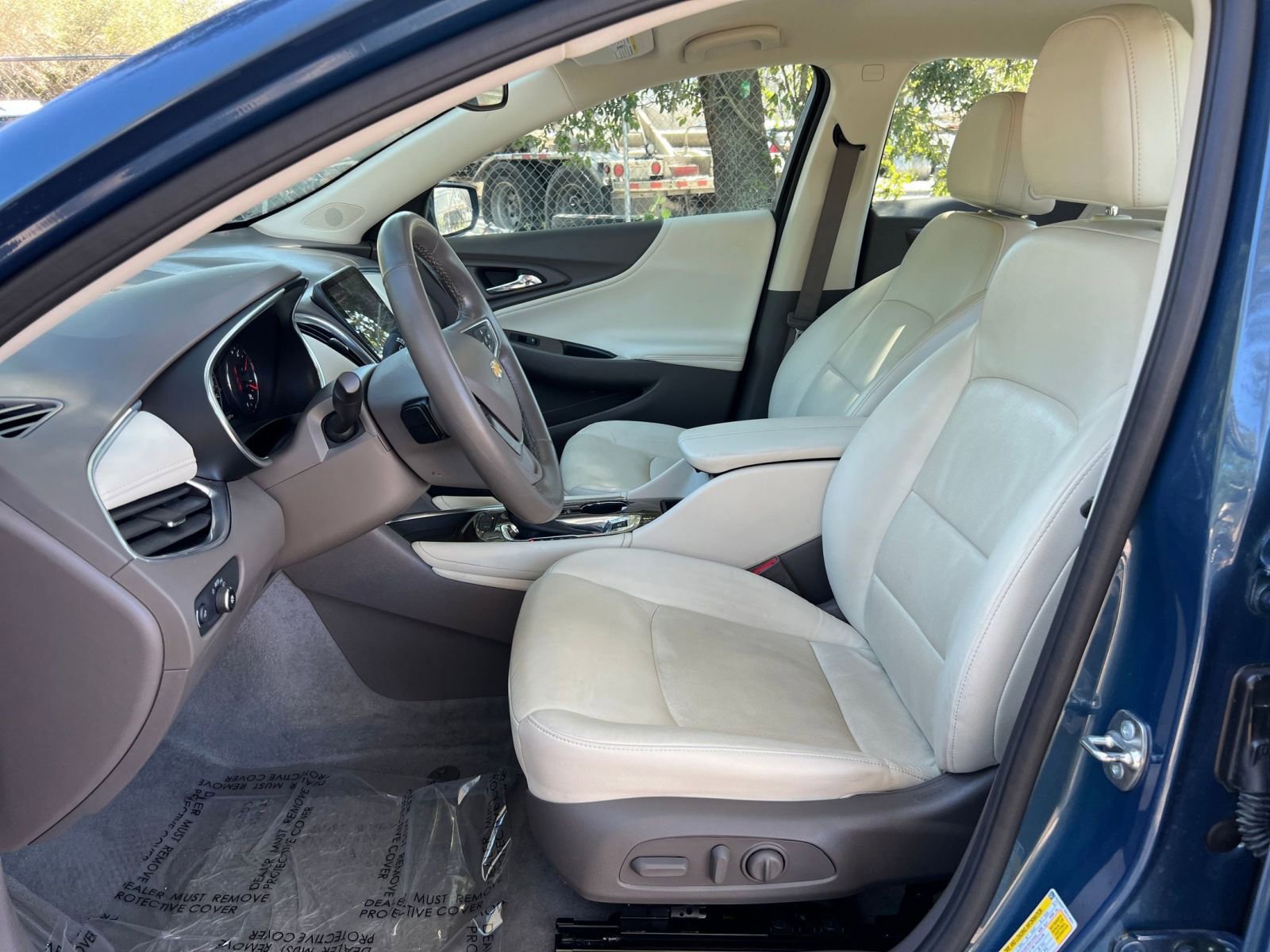 Thumbnail: 2024 Chevrolet Malibu - 21