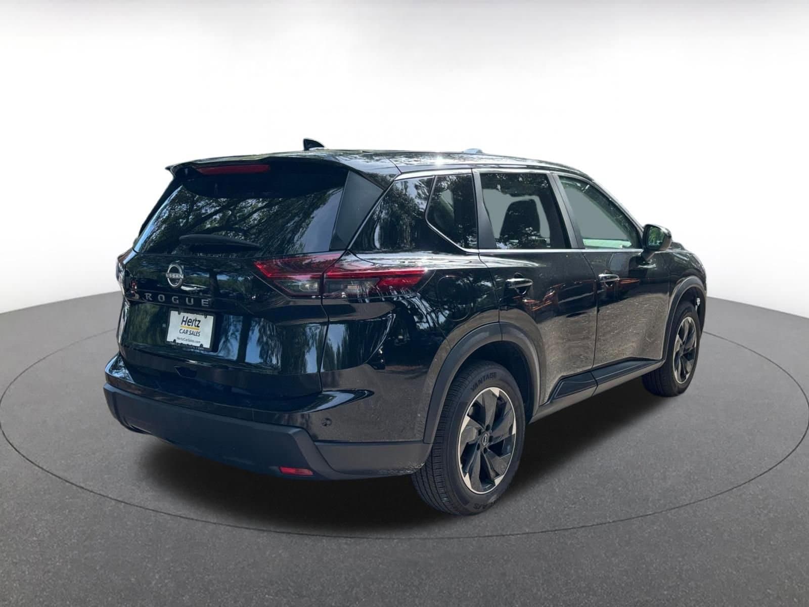 Thumbnail: 2025 Nissan Rogue - 7