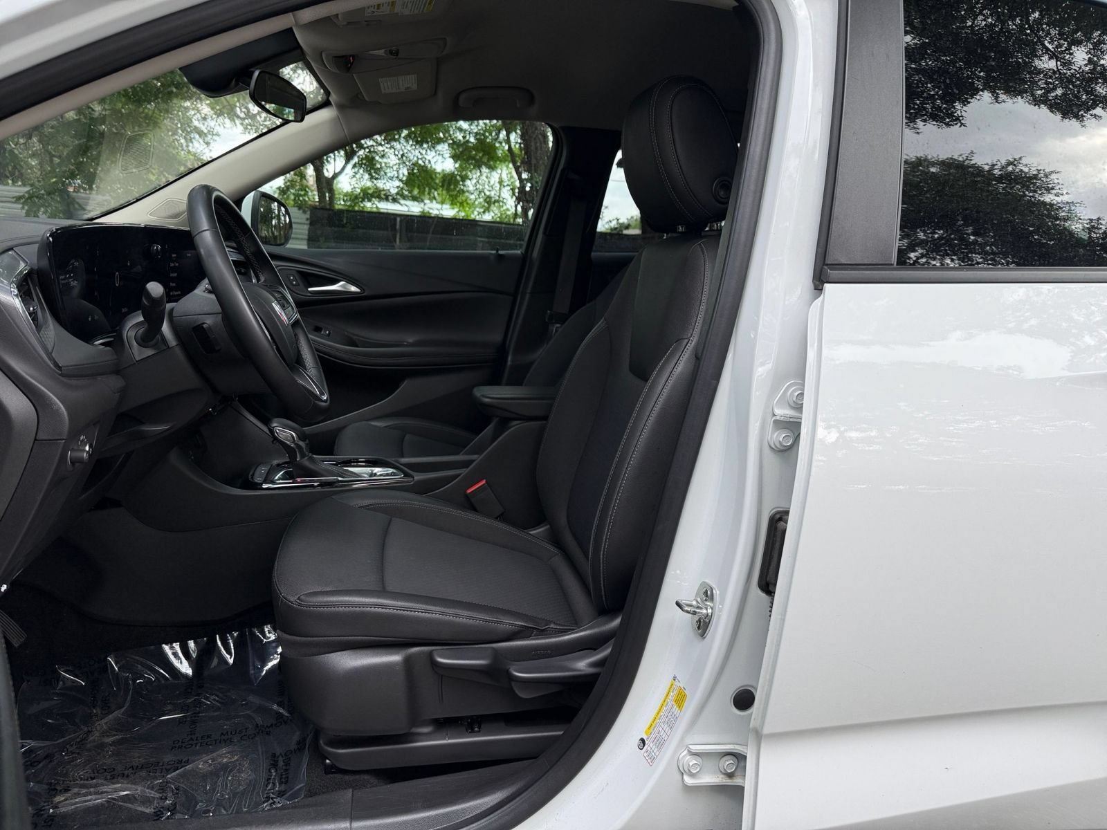 Thumbnail: 2025 Buick Encore GX - 33