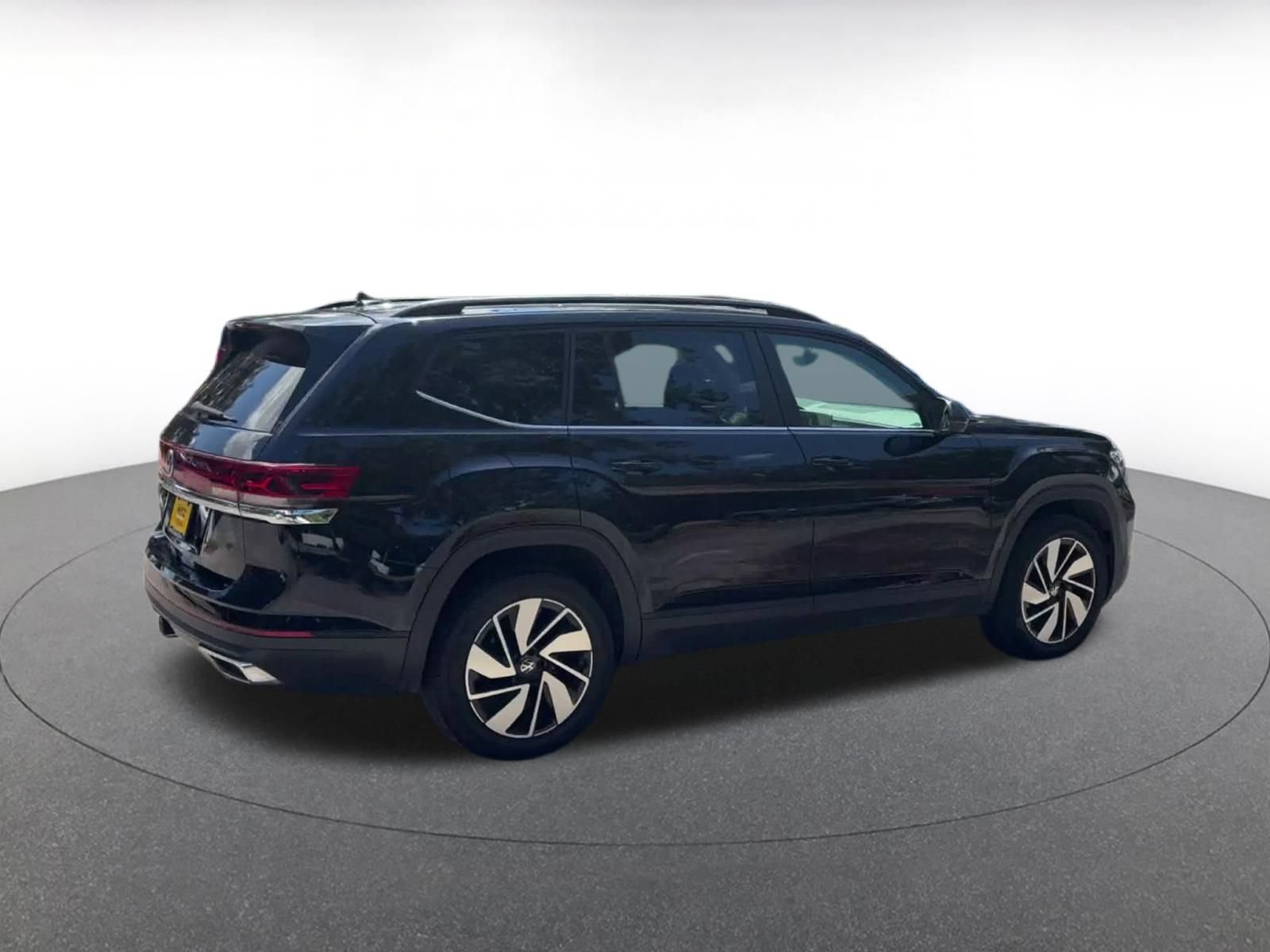 Thumbnail: 2026 Volkswagen Atlas - 13