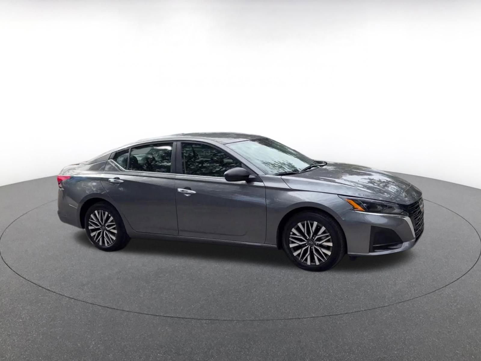 Thumbnail: 2025 Nissan Altima - 2