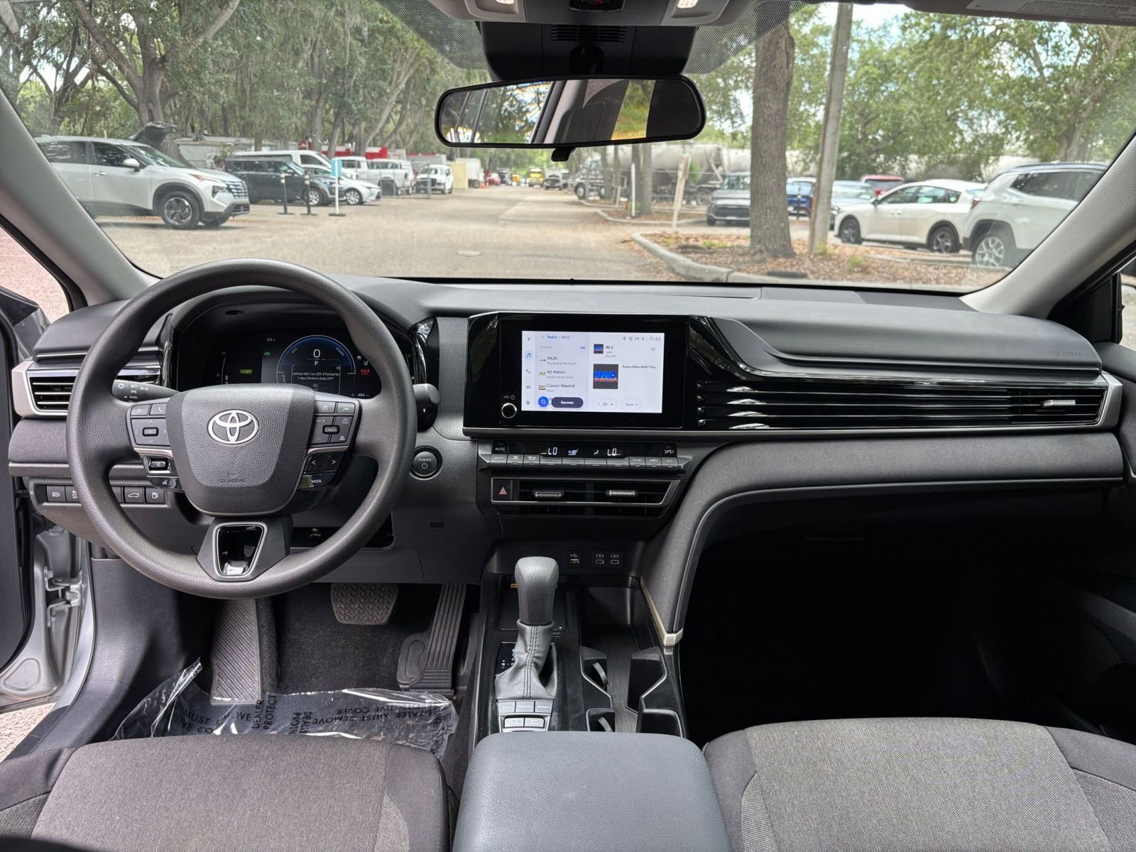 Thumbnail: 2025 Toyota Camry - 31