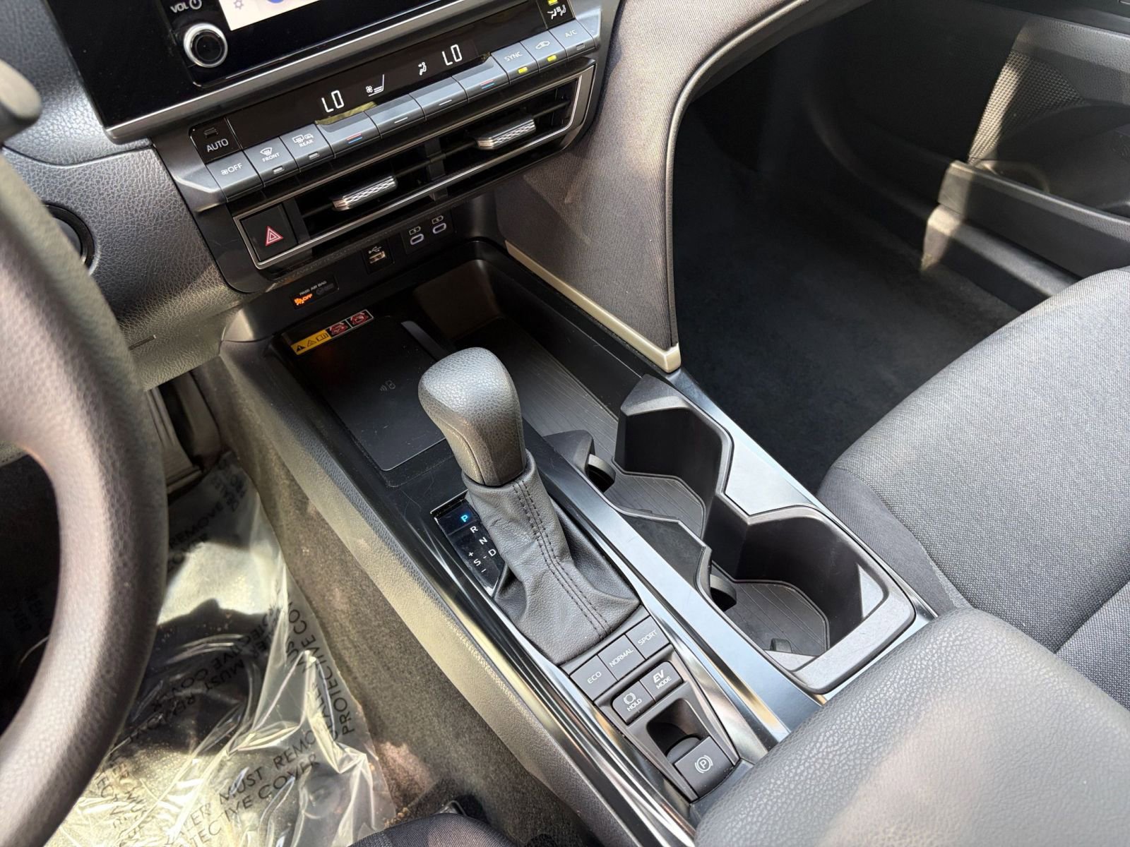 Thumbnail: 2025 Toyota Camry - 35