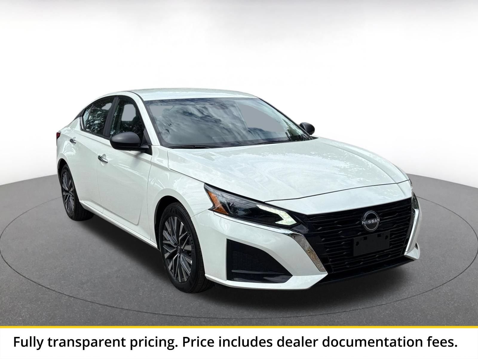 Thumbnail: 2025 Nissan Altima - 1