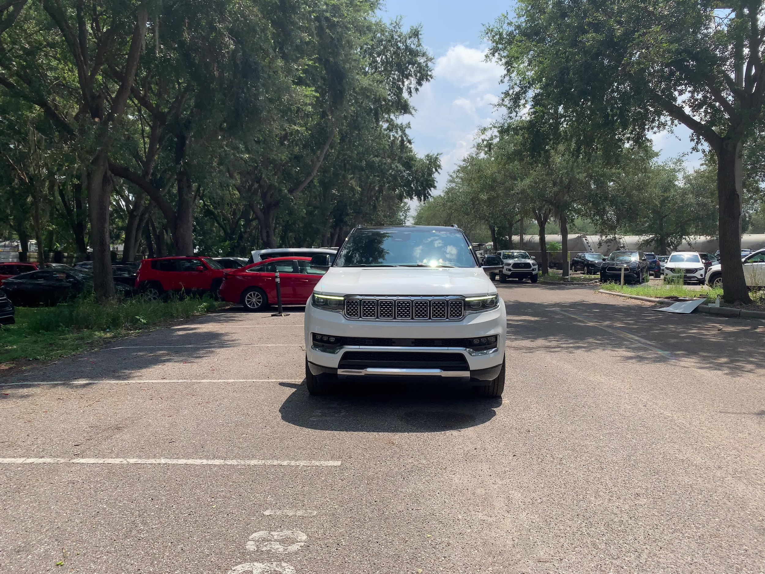 2023 Jeep Grand Wagoneer  5