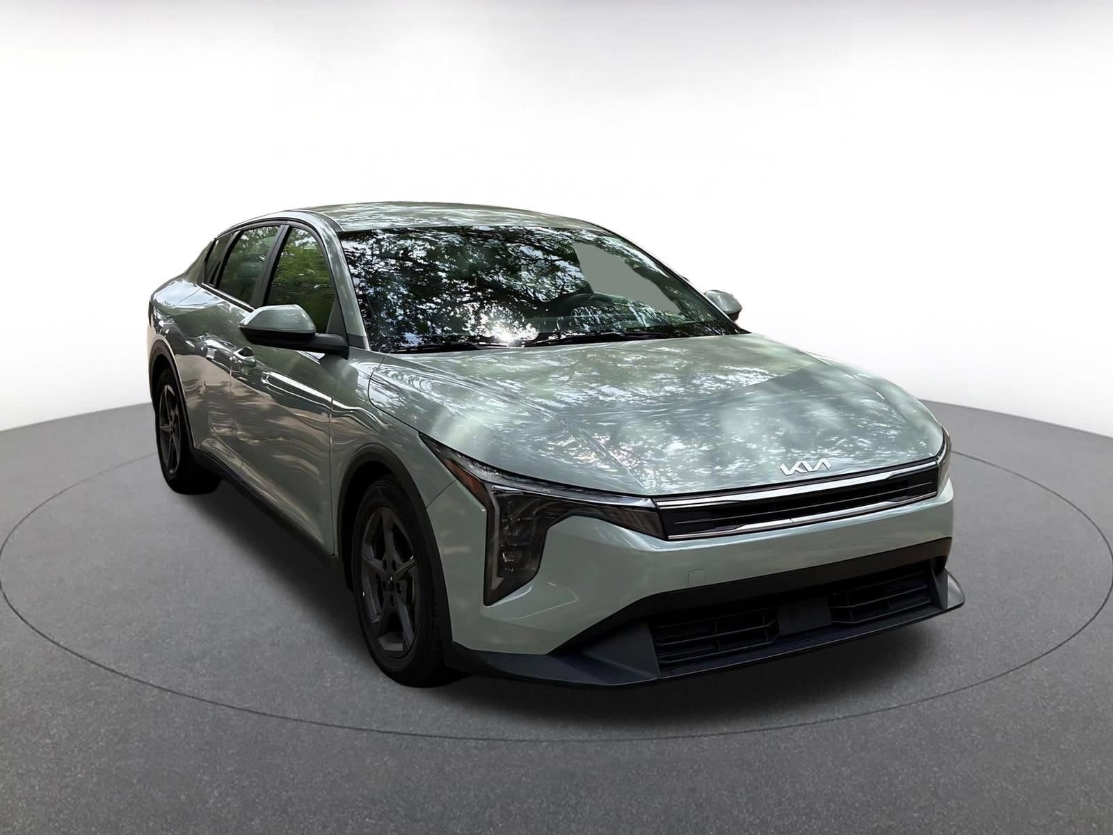 Thumbnail: 2025 Kia K4 - 2