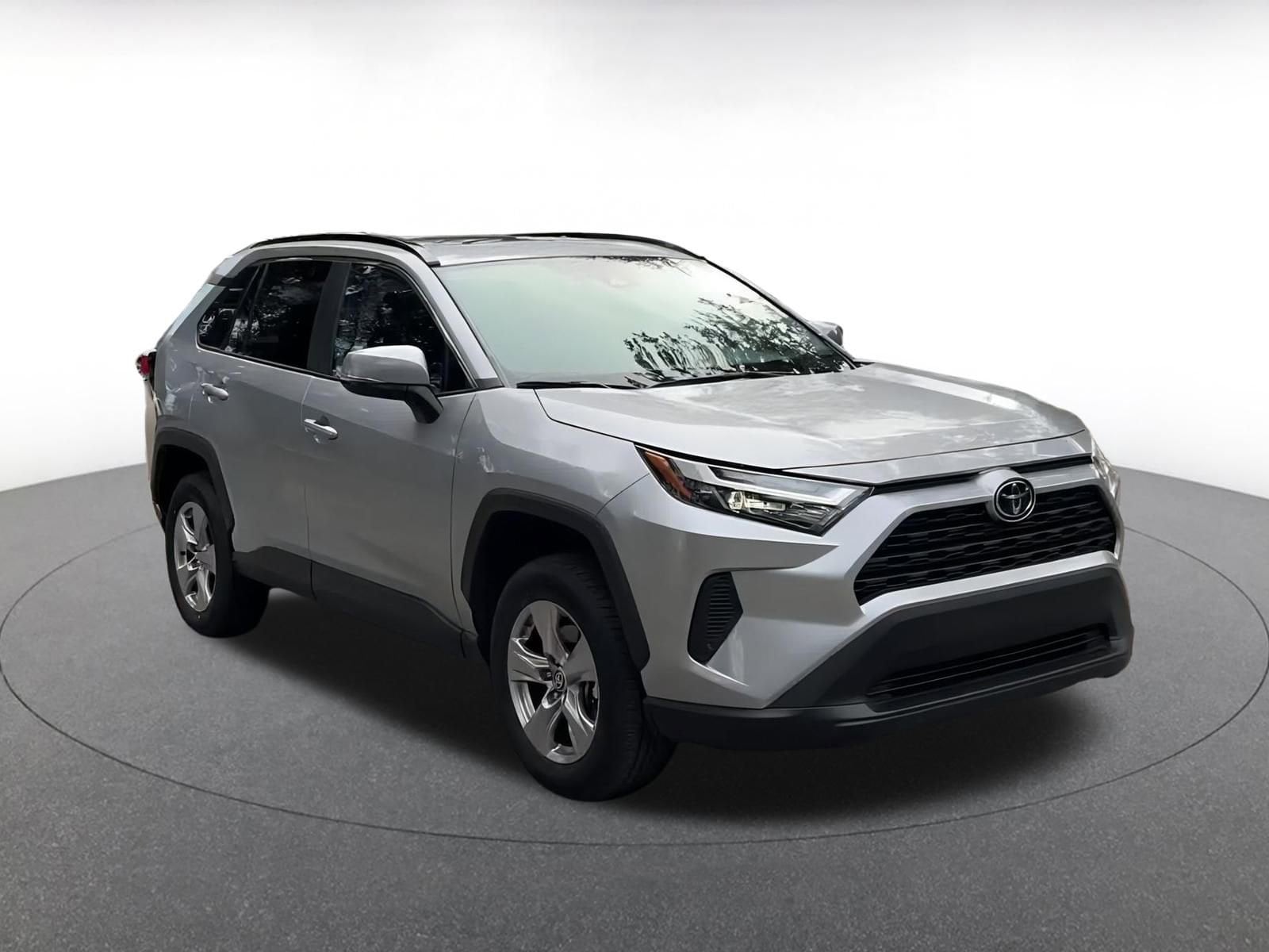 Thumbnail: 2025 Toyota RAV4 - 3