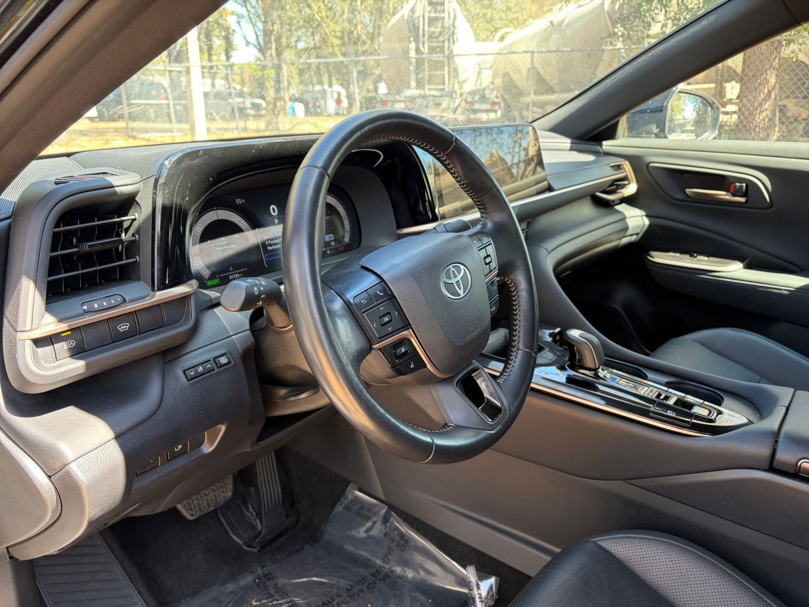 Thumbnail: 2025 Toyota Crown - 30