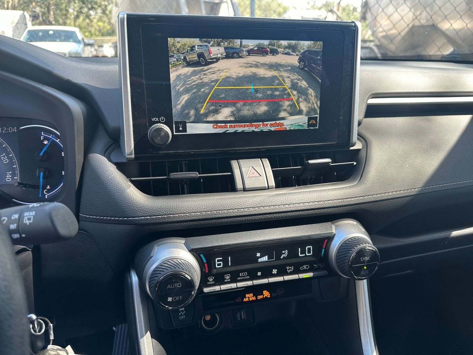 Thumbnail: 2025 Toyota RAV4 - 17