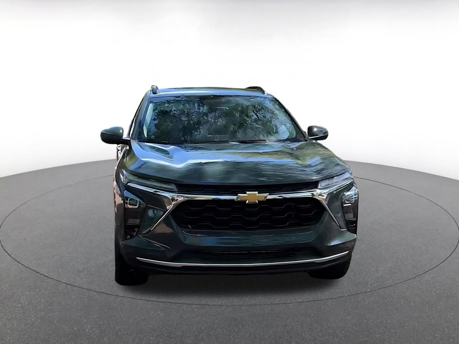 Thumbnail: 2025 Chevrolet Trax - 4