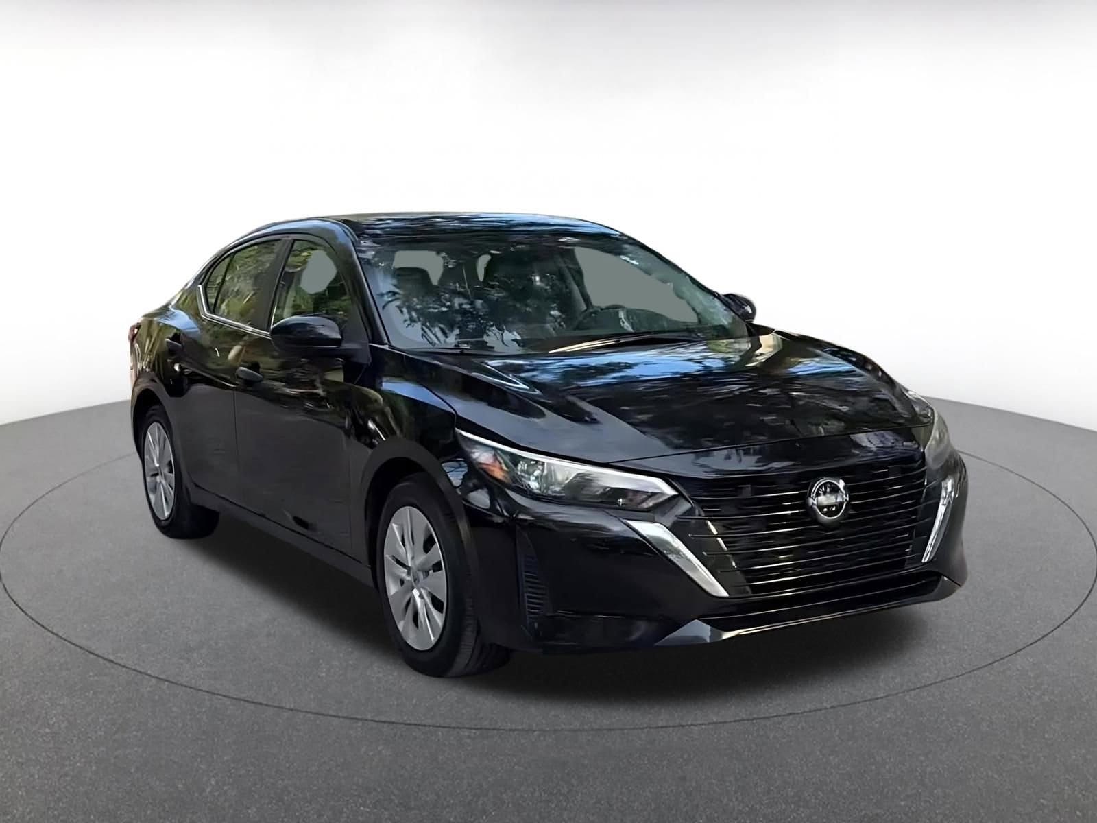 Thumbnail: 2025 Nissan Sentra - 3