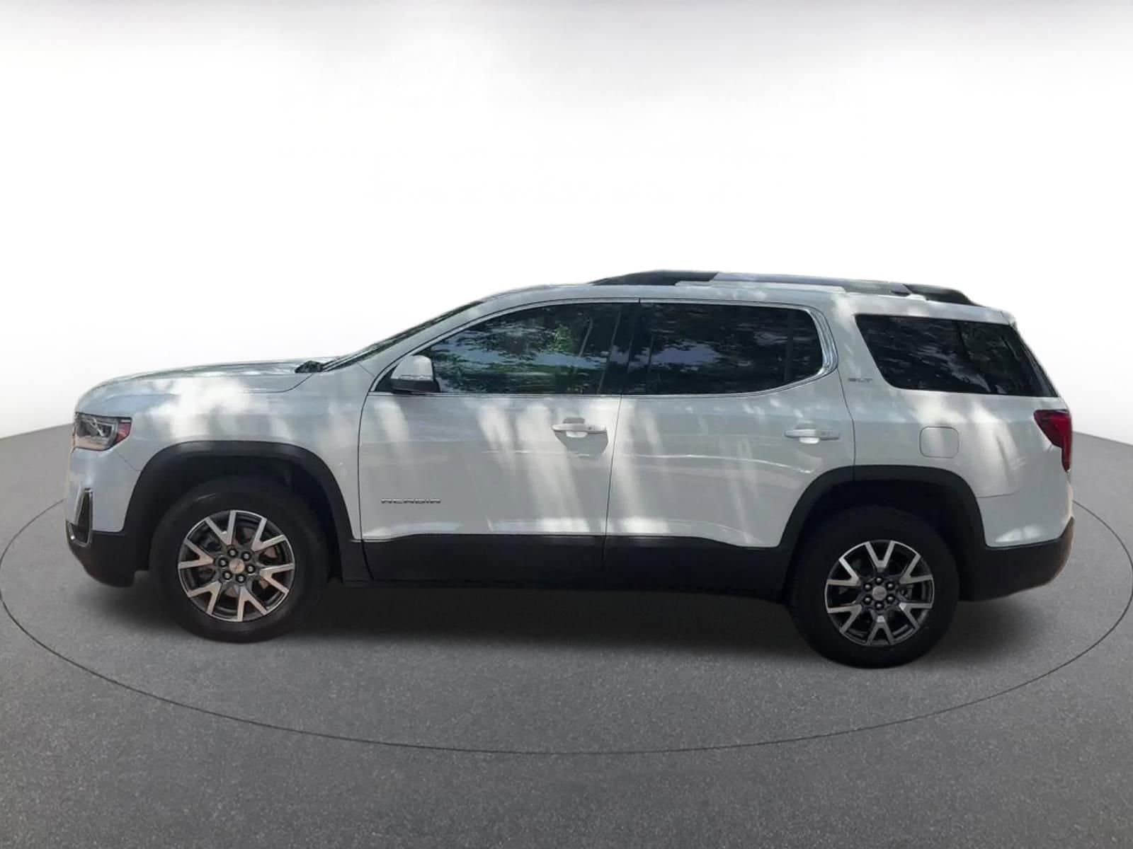 Thumbnail: 2023 GMC Acadia - 9
