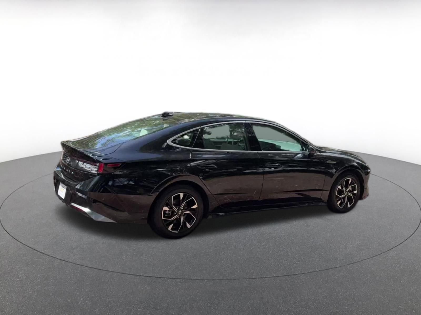 Thumbnail: 2025 Hyundai Sonata - 14