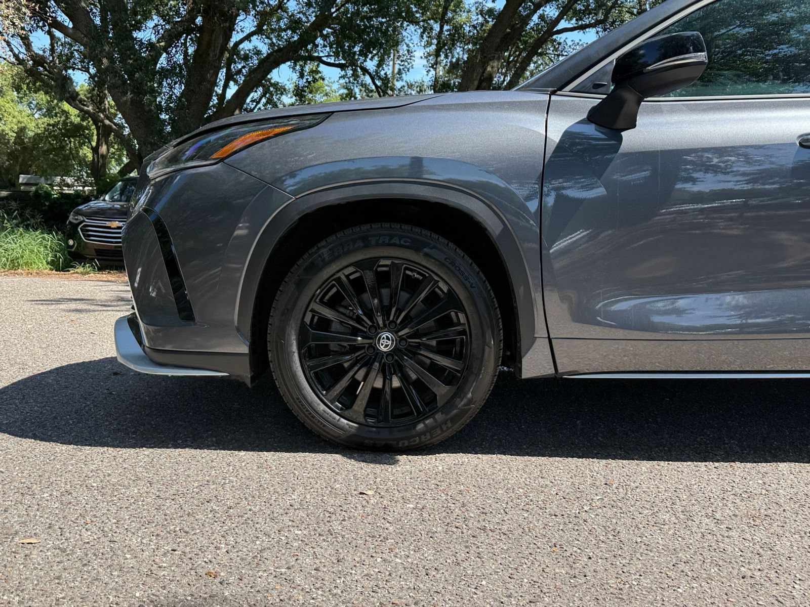 Thumbnail: 2025 Toyota Highlander - 8