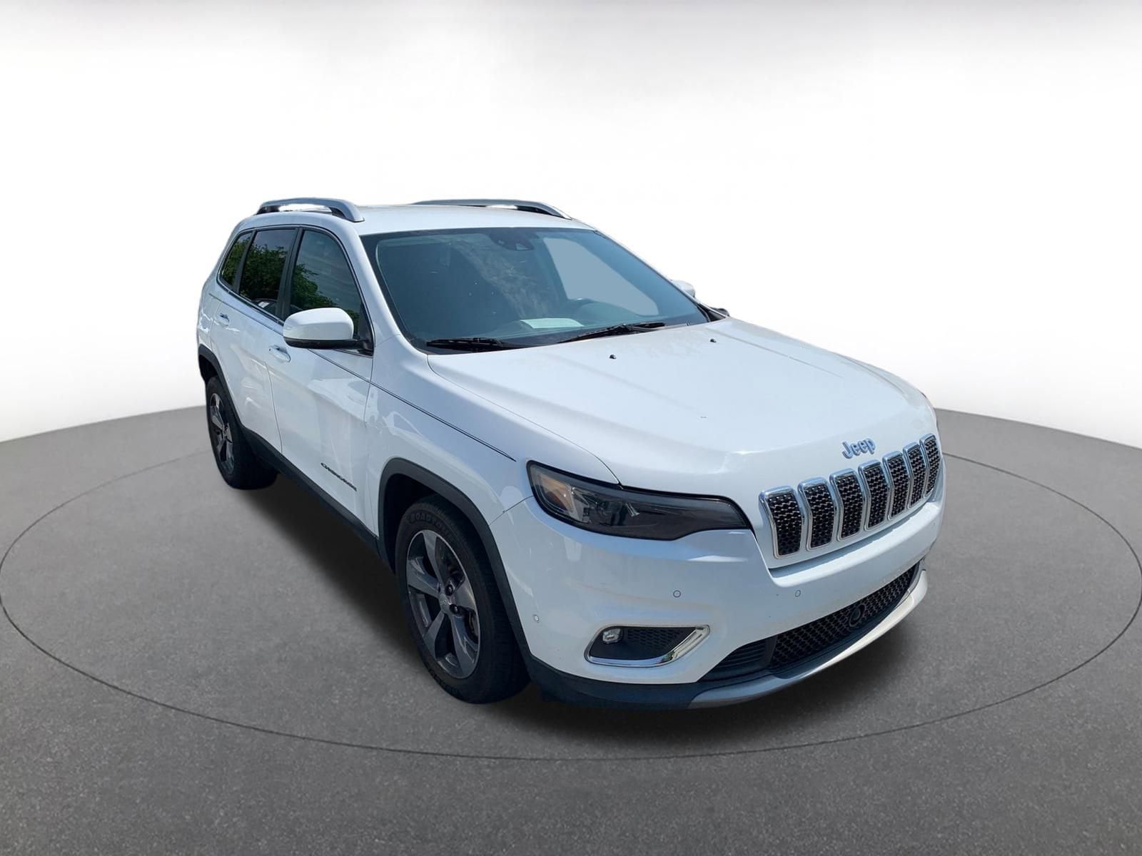 Thumbnail: 2019 Jeep Cherokee - 4