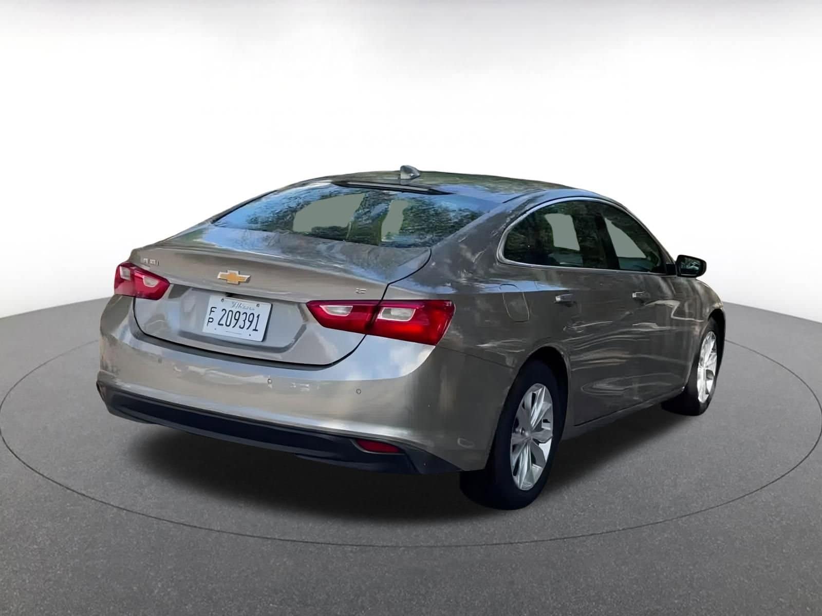 Thumbnail: 2023 Chevrolet Malibu - 14