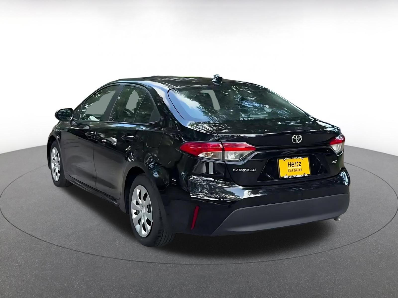 Thumbnail: 2025 Toyota Corolla - 10