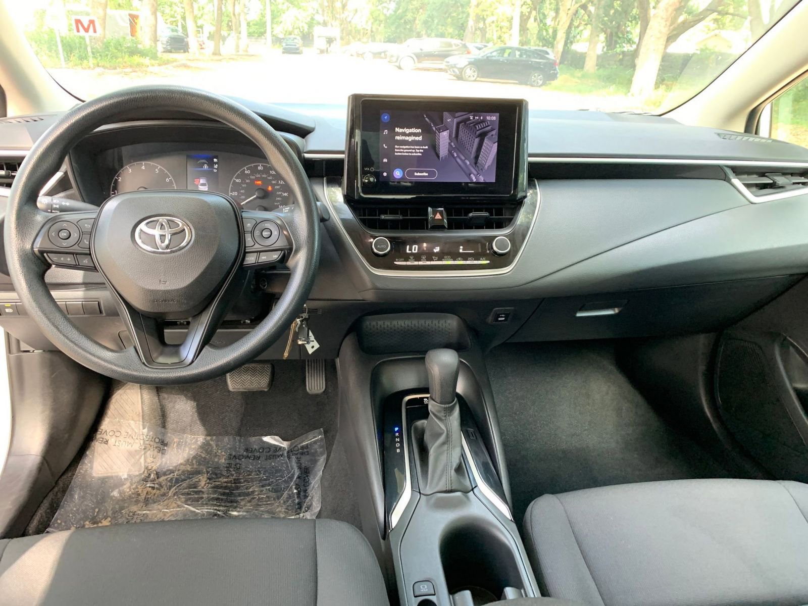 2023 Toyota Corolla LE 27