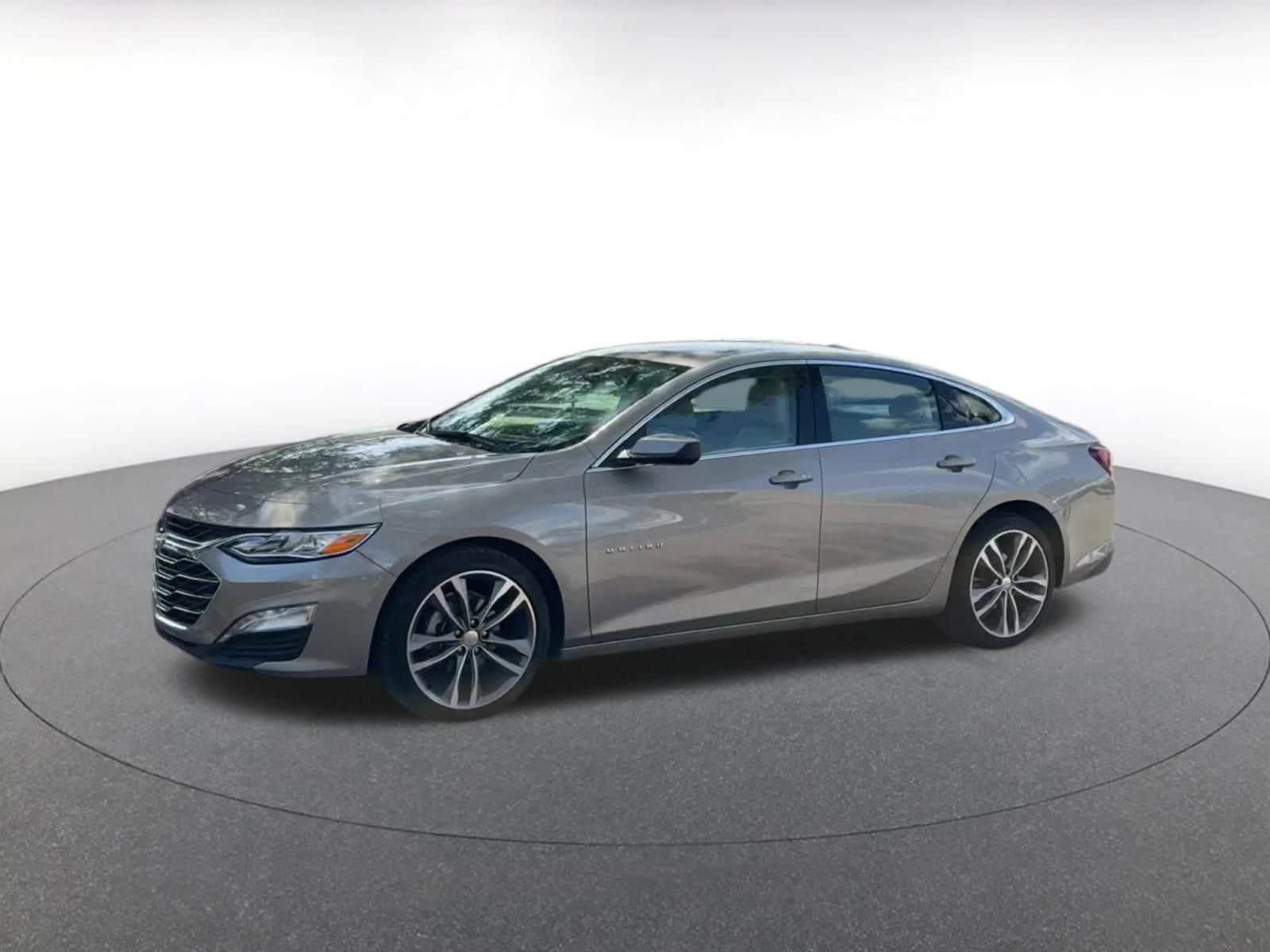Thumbnail: 2024 Chevrolet Malibu - 8