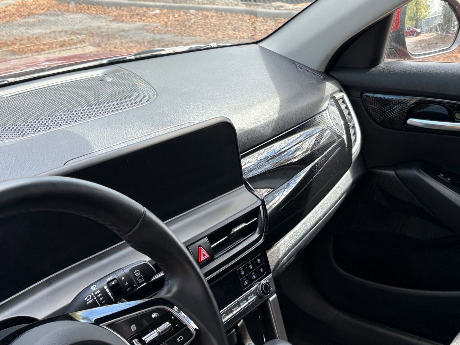 Thumbnail: 2025 Kia Seltos - 32