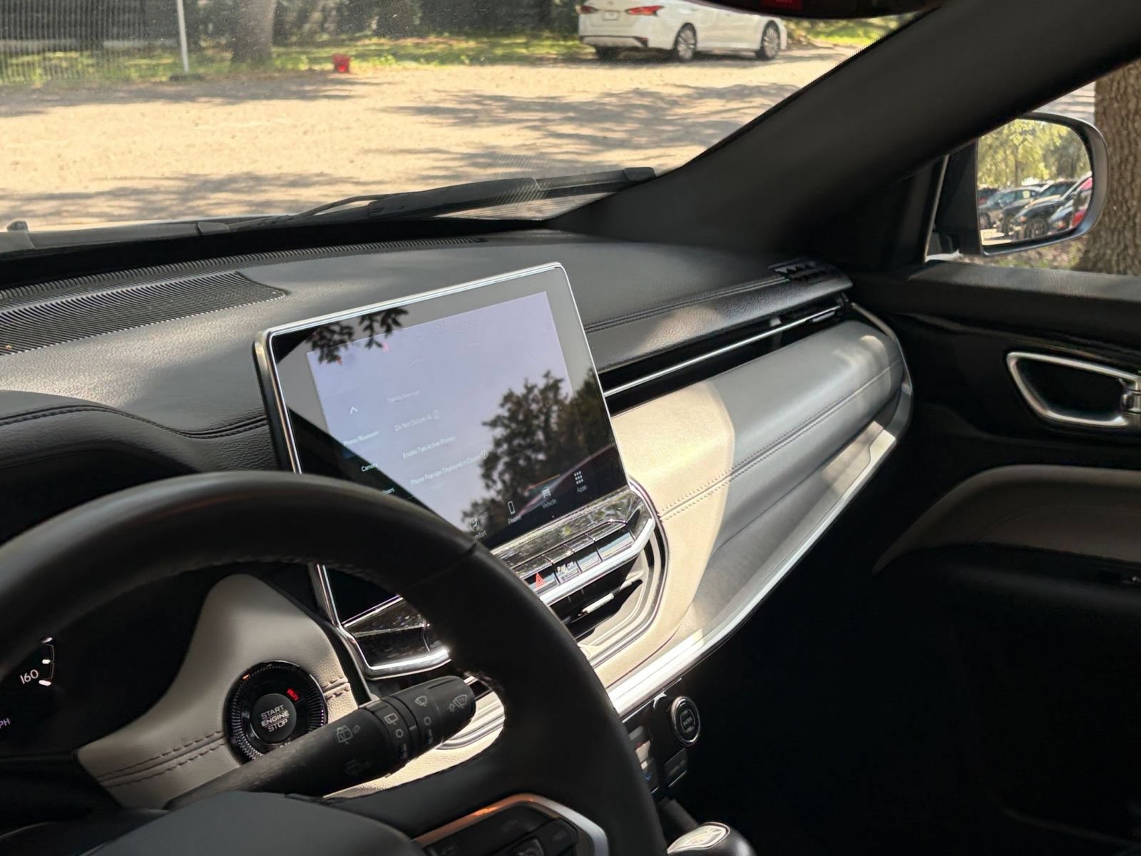 Thumbnail: 2025 Jeep Compass - 34