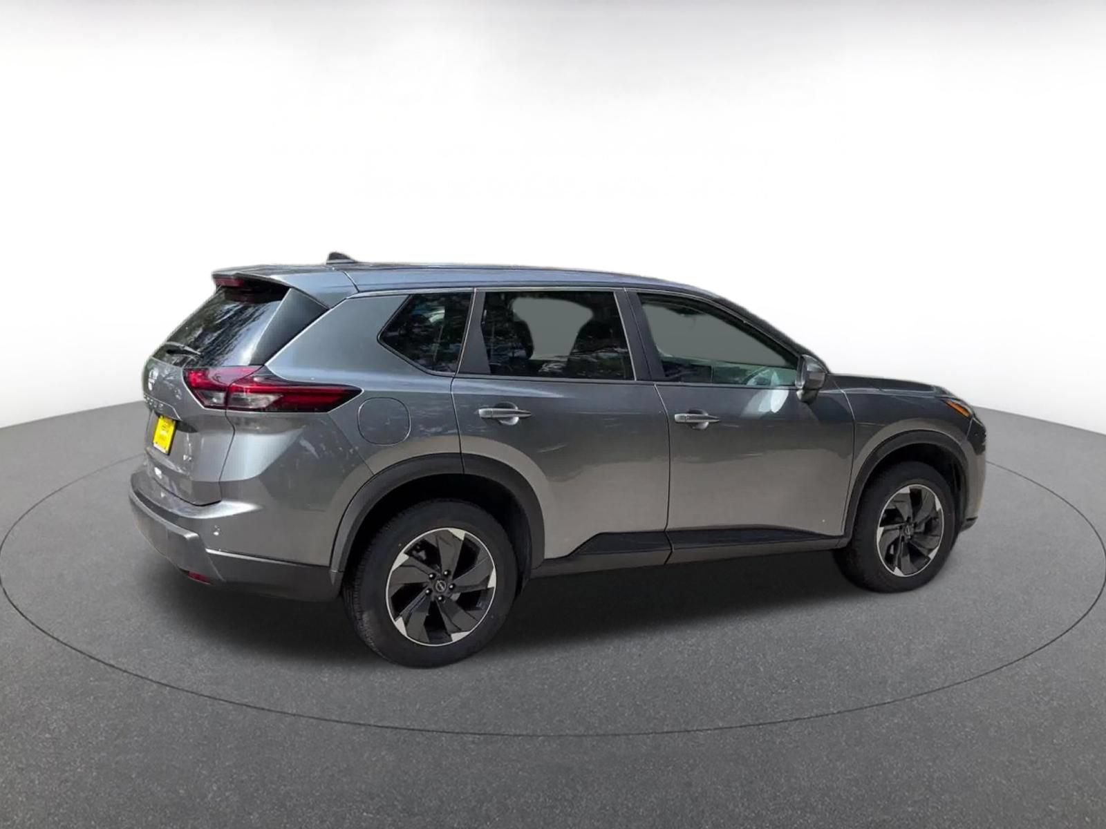 Thumbnail: 2025 Nissan Rogue - 15