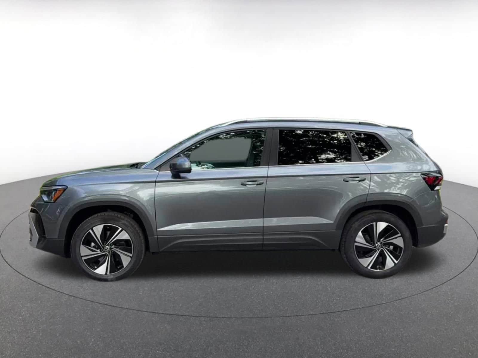 Thumbnail: 2025 Volkswagen Taos - 9