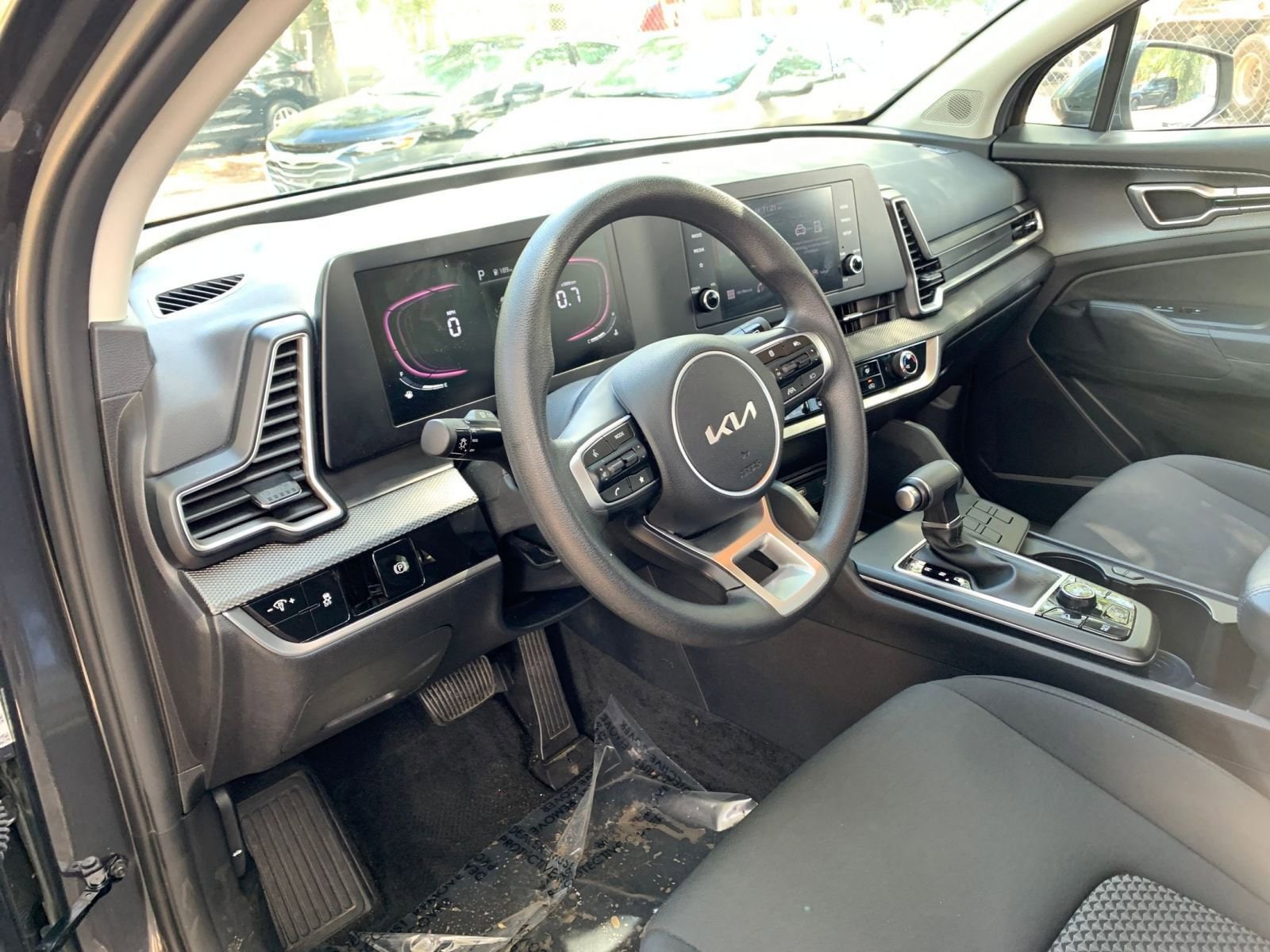 2024 Kia Sportage LX 29