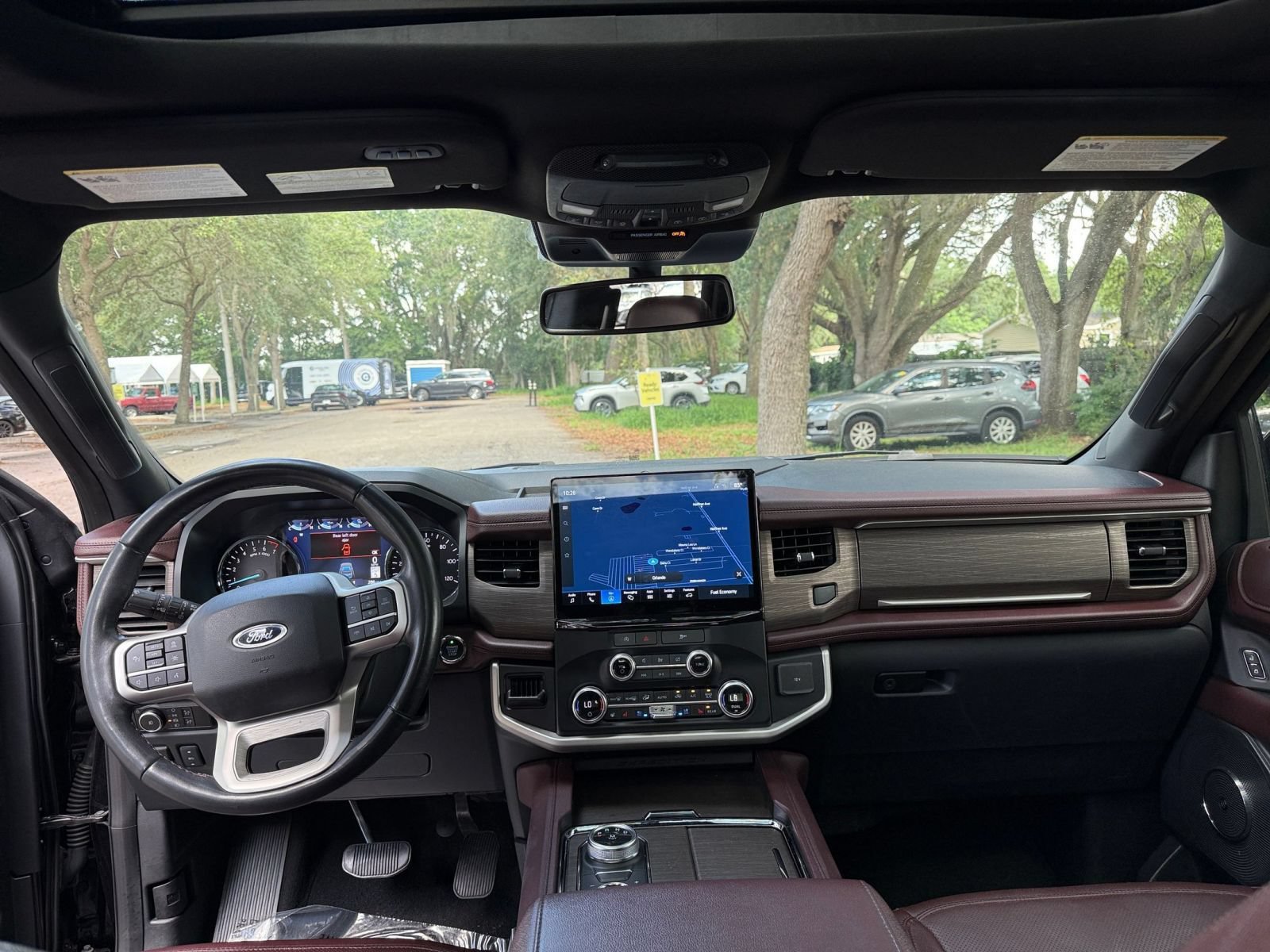 Thumbnail: 2024 Ford Expedition - 32