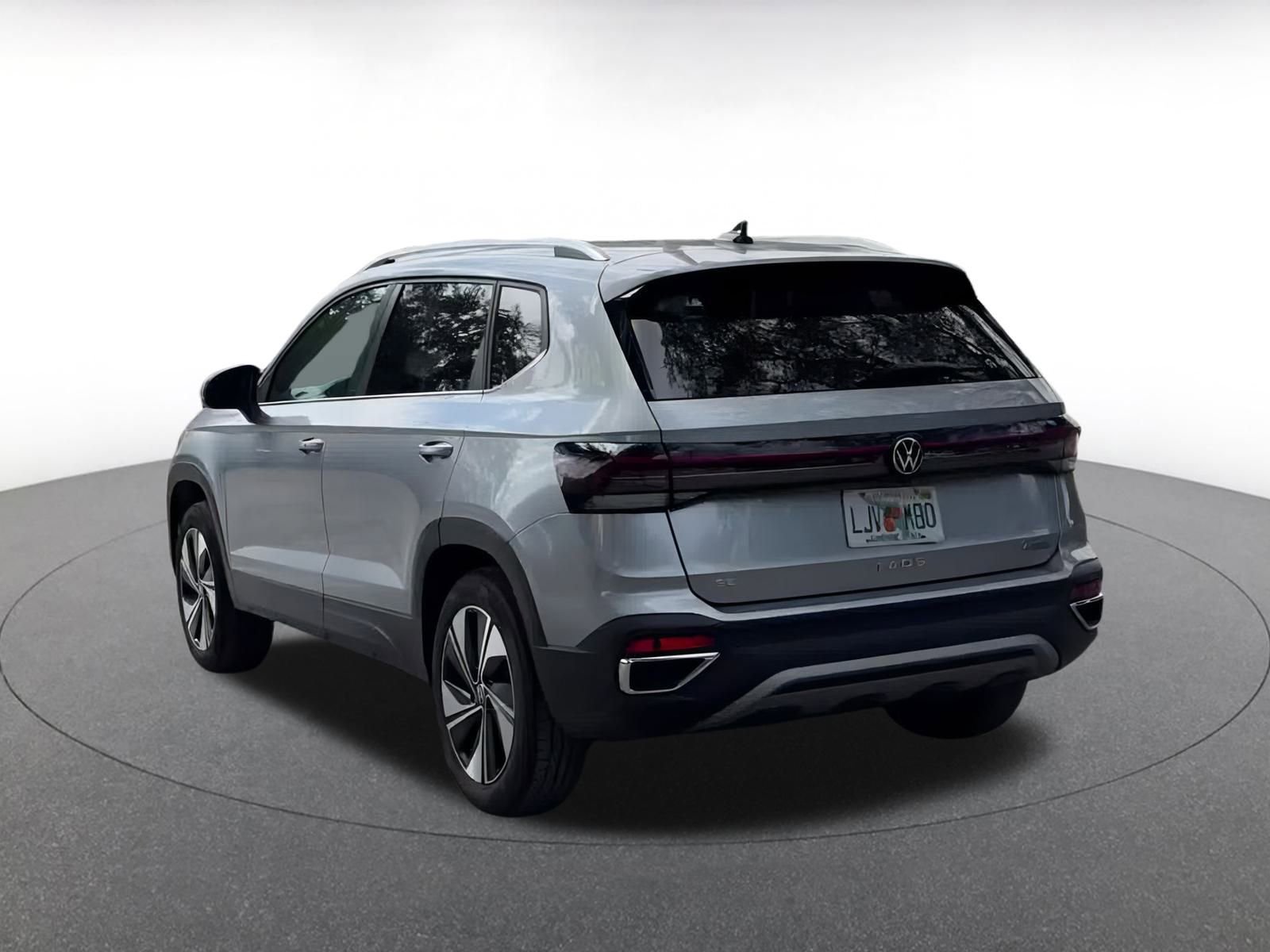 Thumbnail: 2025 Volkswagen Taos - 4