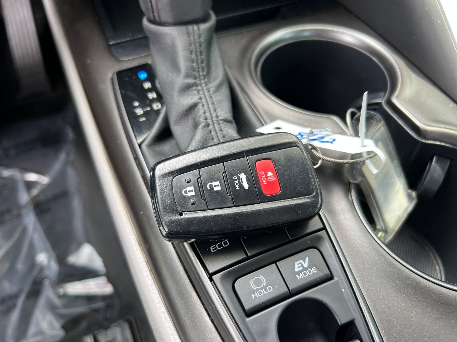 Thumbnail: 2023 Toyota Camry - 18