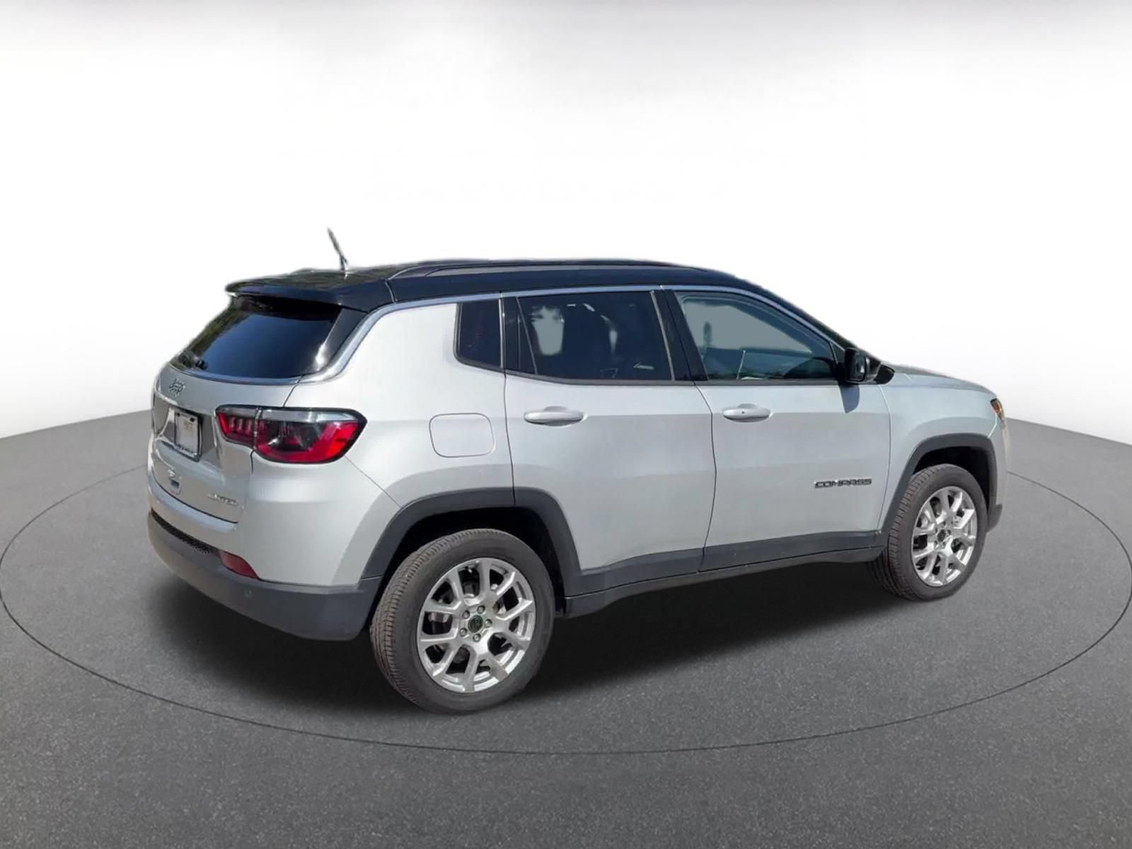 Thumbnail: 2025 Jeep Compass - 14