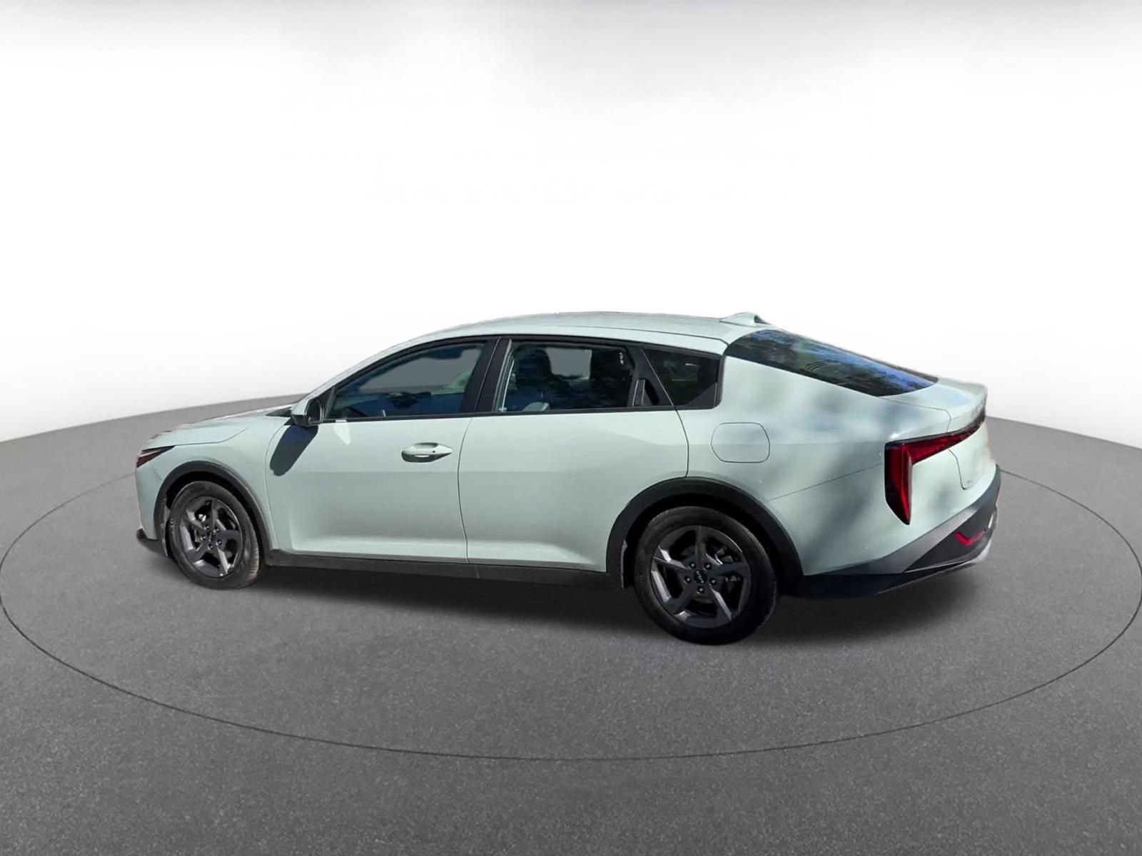 Thumbnail: 2025 Kia K4 - 10