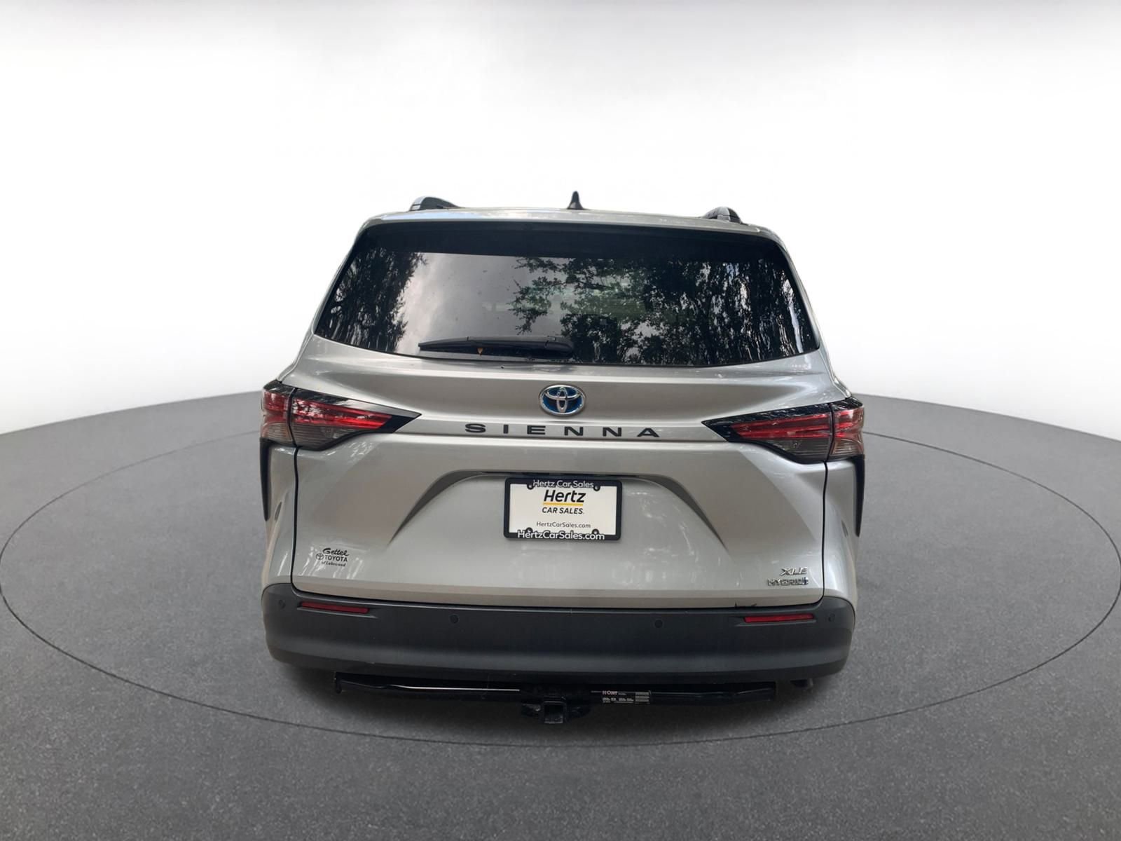 Thumbnail: 2022 Toyota Sienna - 6