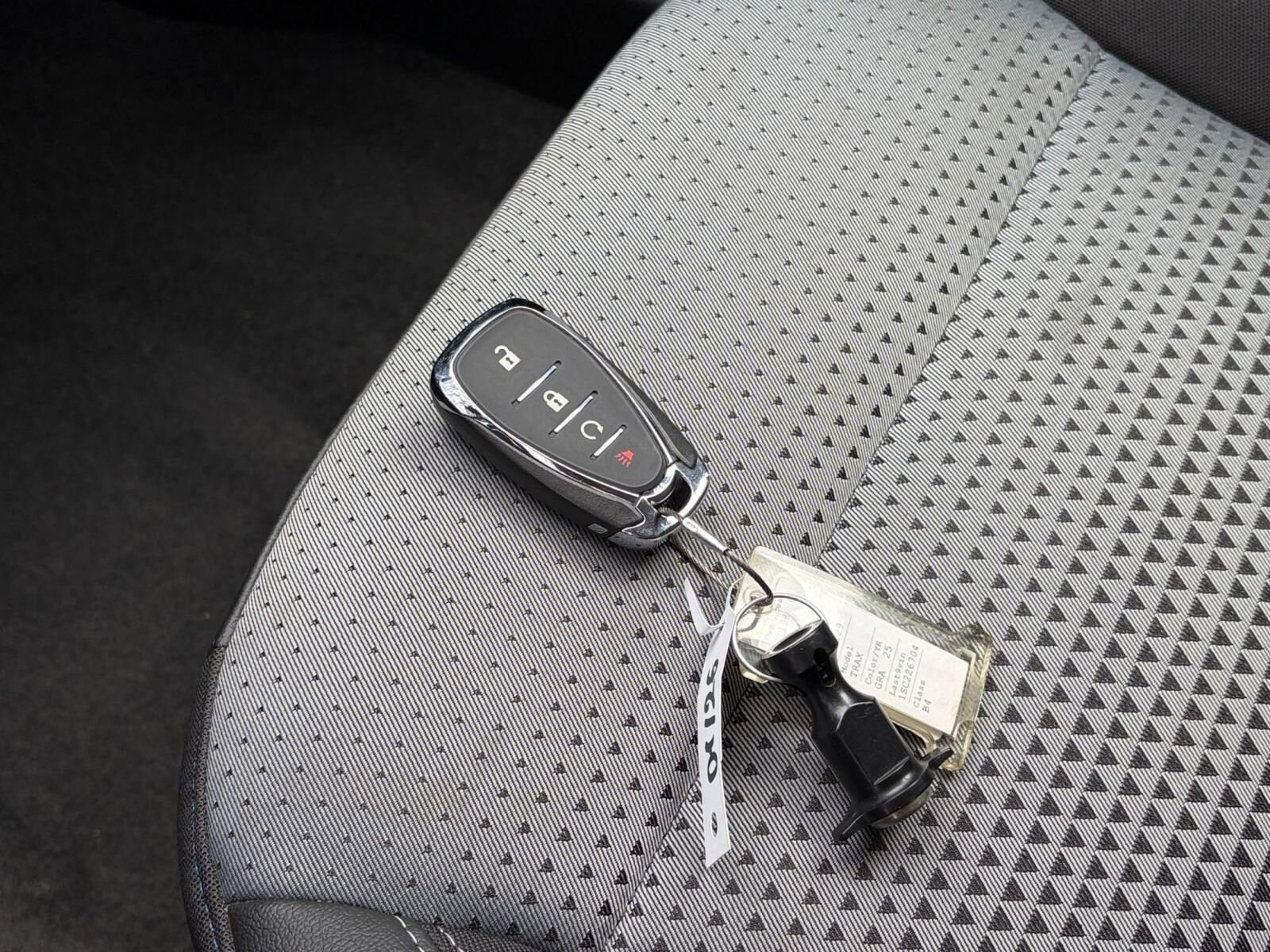 Thumbnail: 2025 Chevrolet Trax - 18