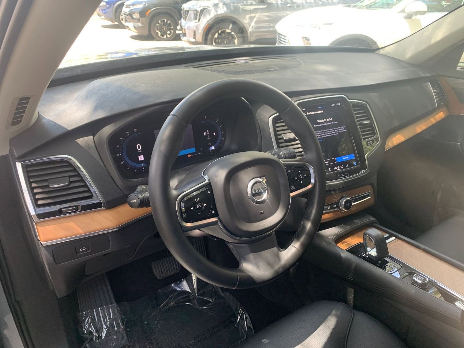 Thumbnail: 2024 Volvo XC90 - 29