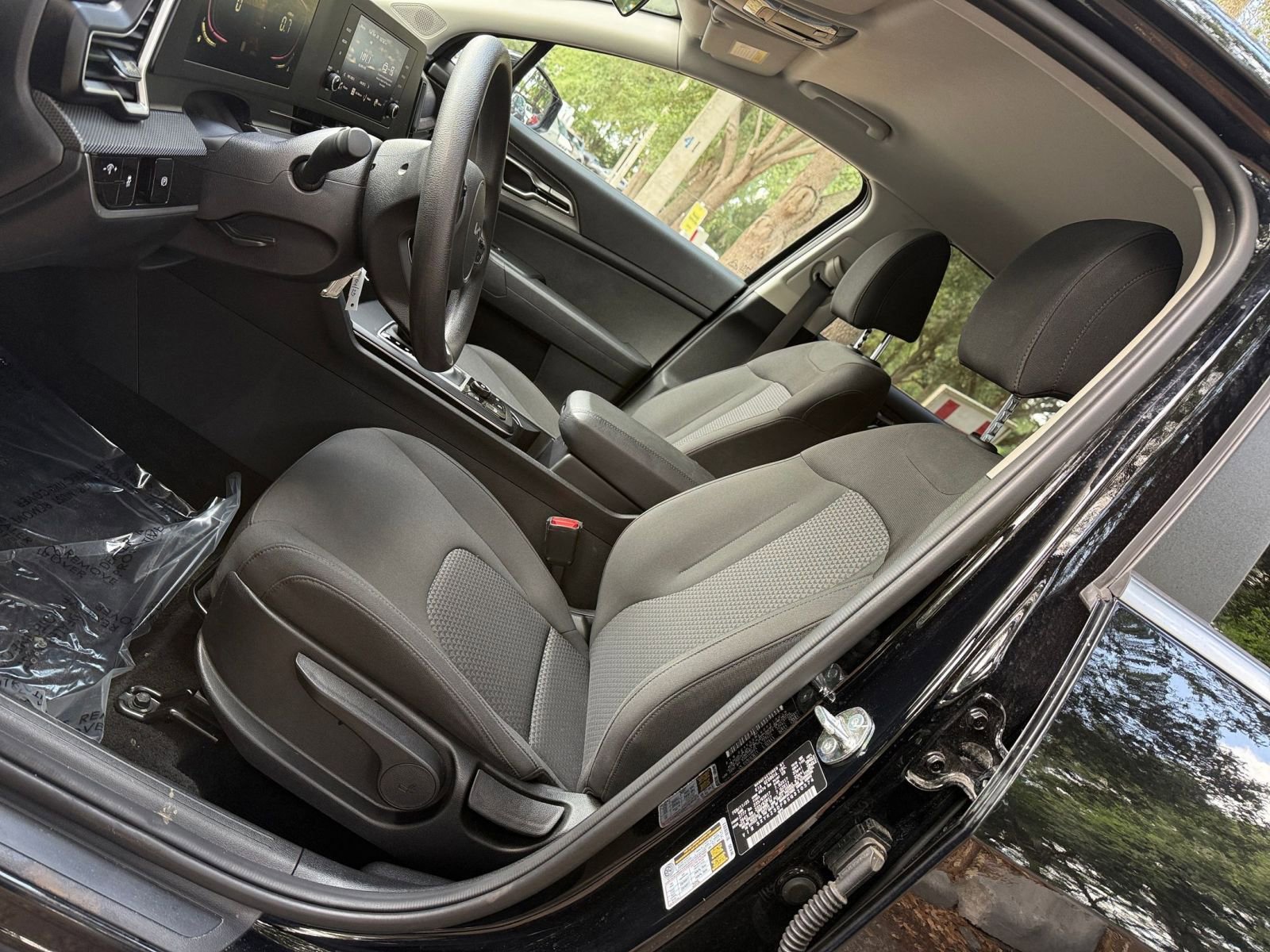 Thumbnail: 2025 Kia Sportage - 24