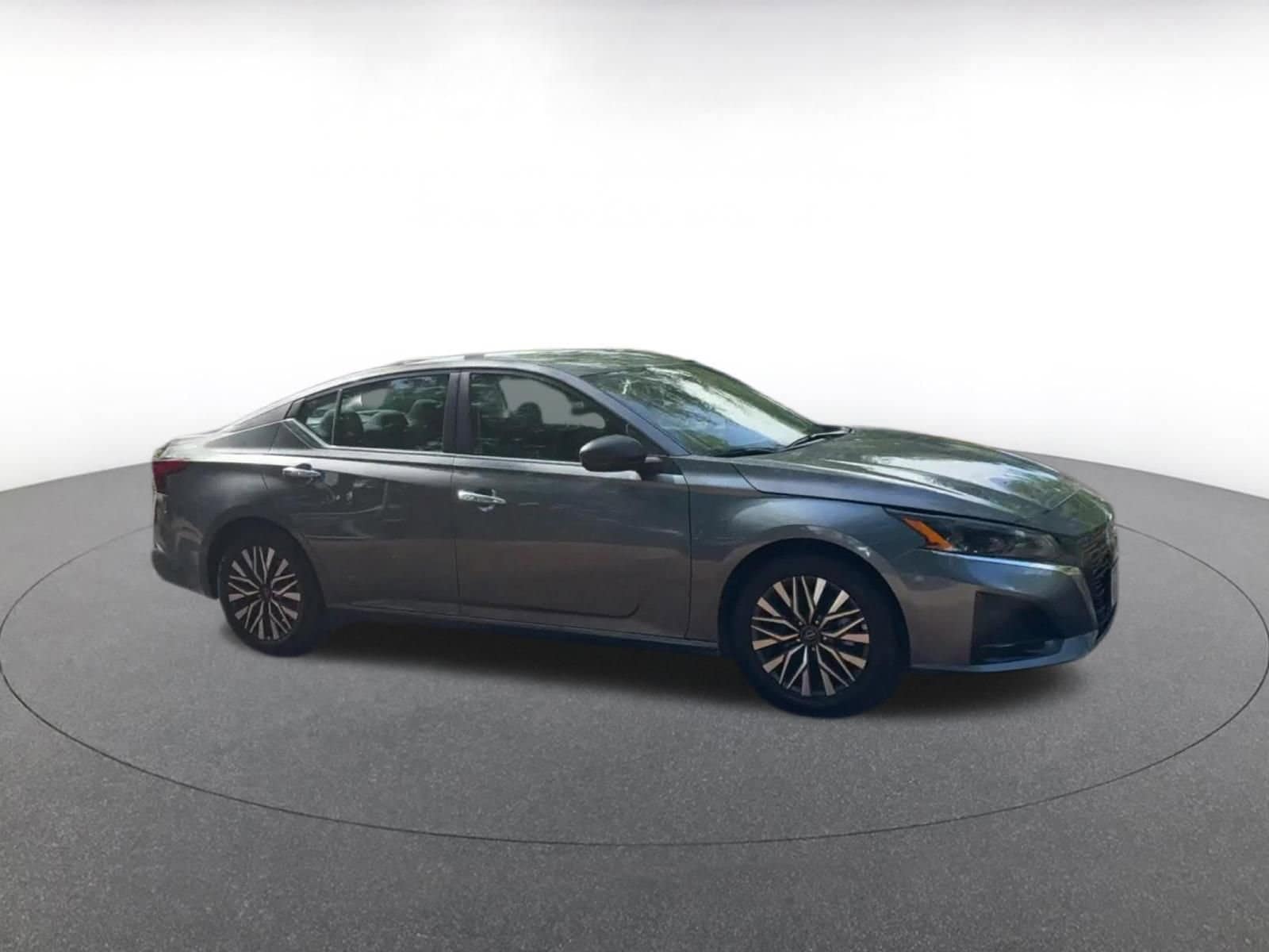 Thumbnail: 2025 Nissan Altima - 2