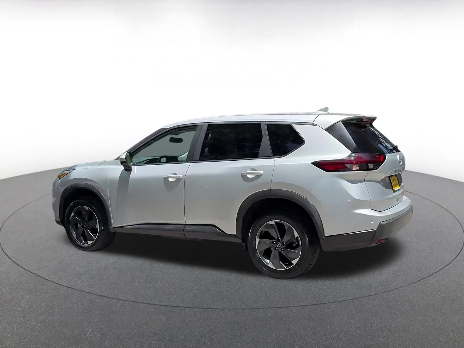 Thumbnail: 2025 Nissan Rogue - 10