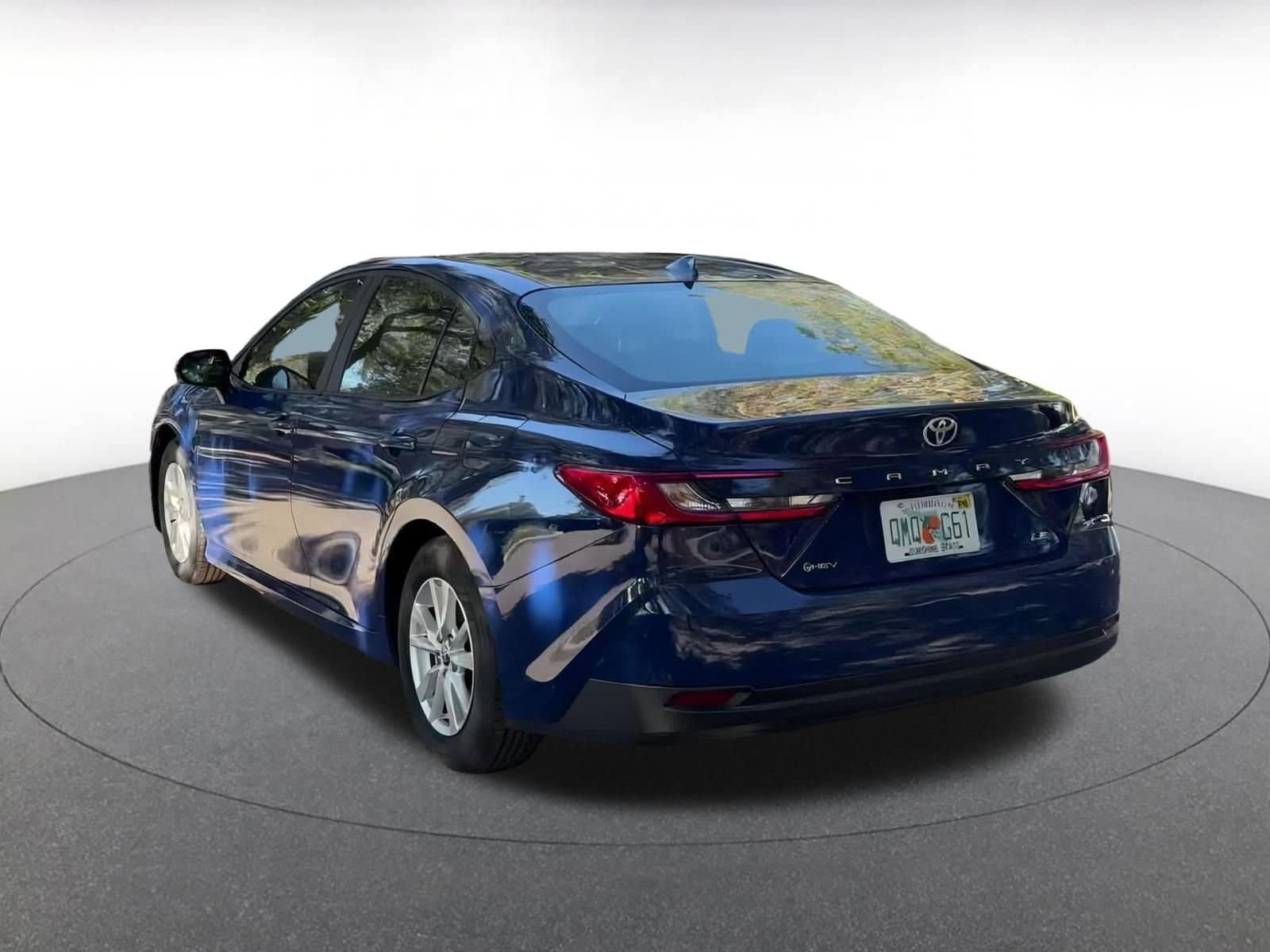 Thumbnail: 2025 Toyota Camry - 11