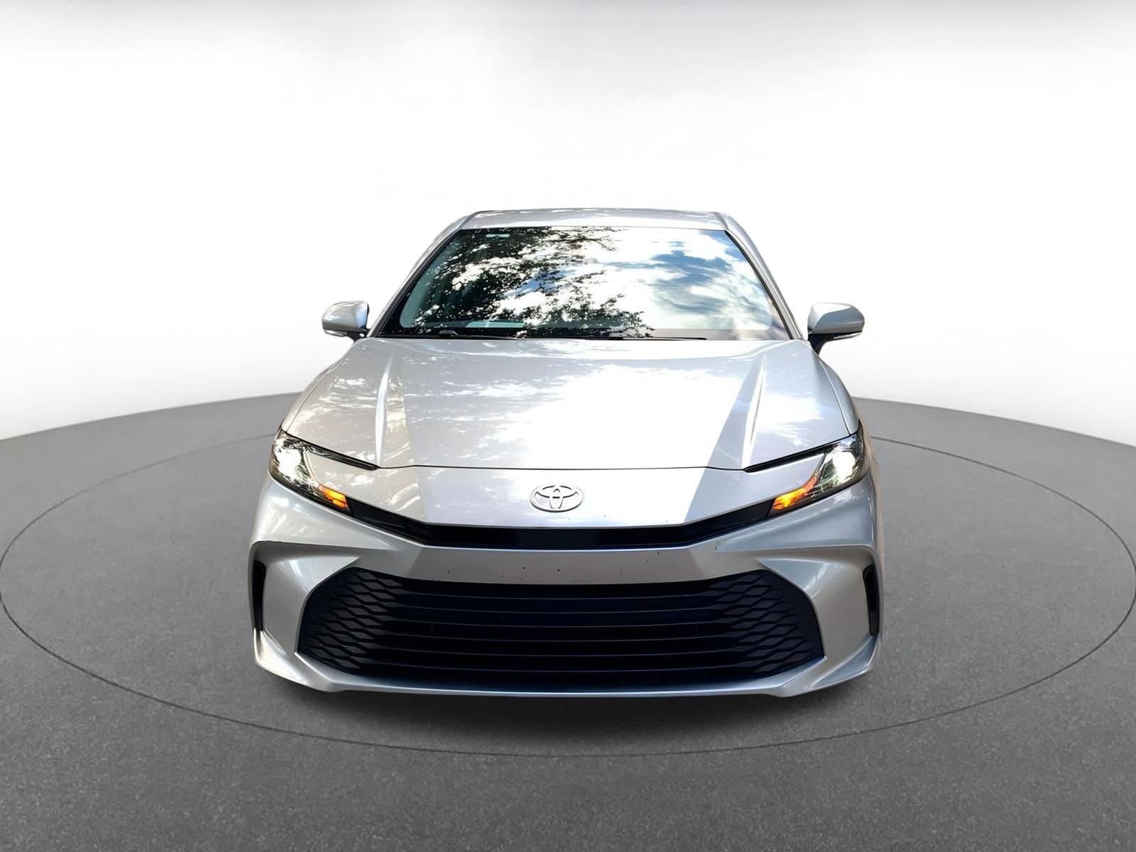 Thumbnail: 2025 Toyota Camry - 2