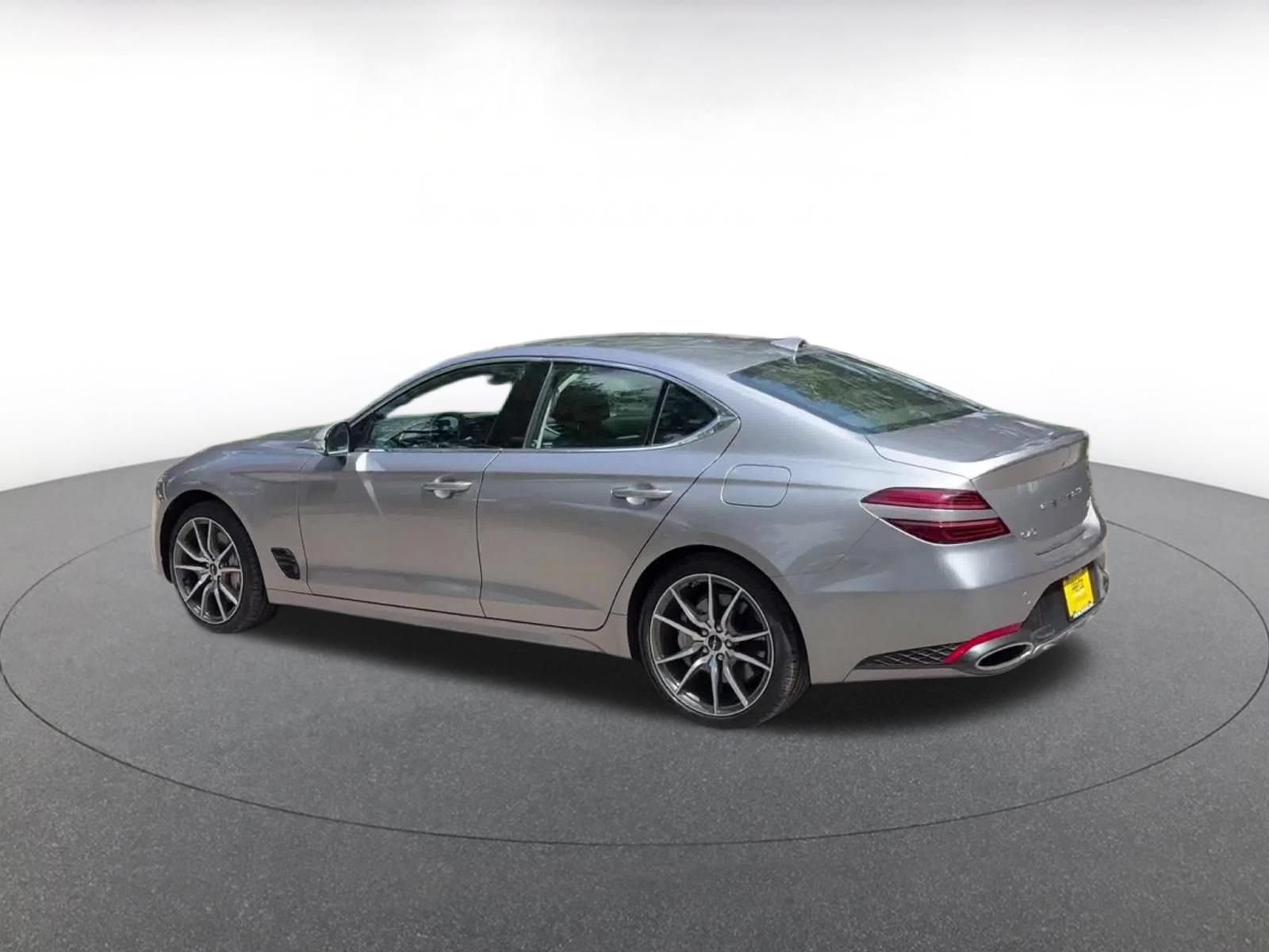 Thumbnail: 2025 Genesis G70 - 10